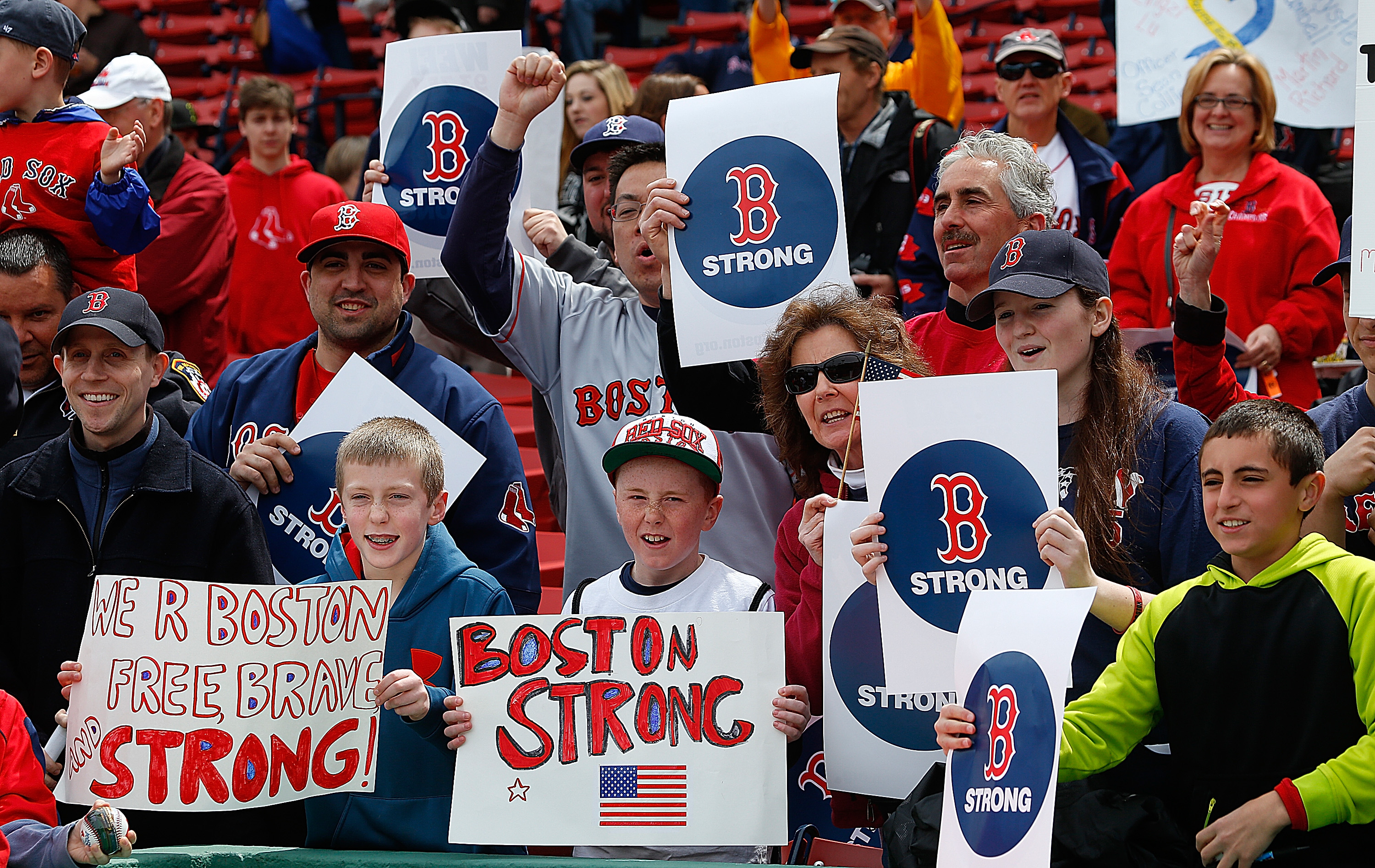 Former Red Sox stars shine at Boston Marathon