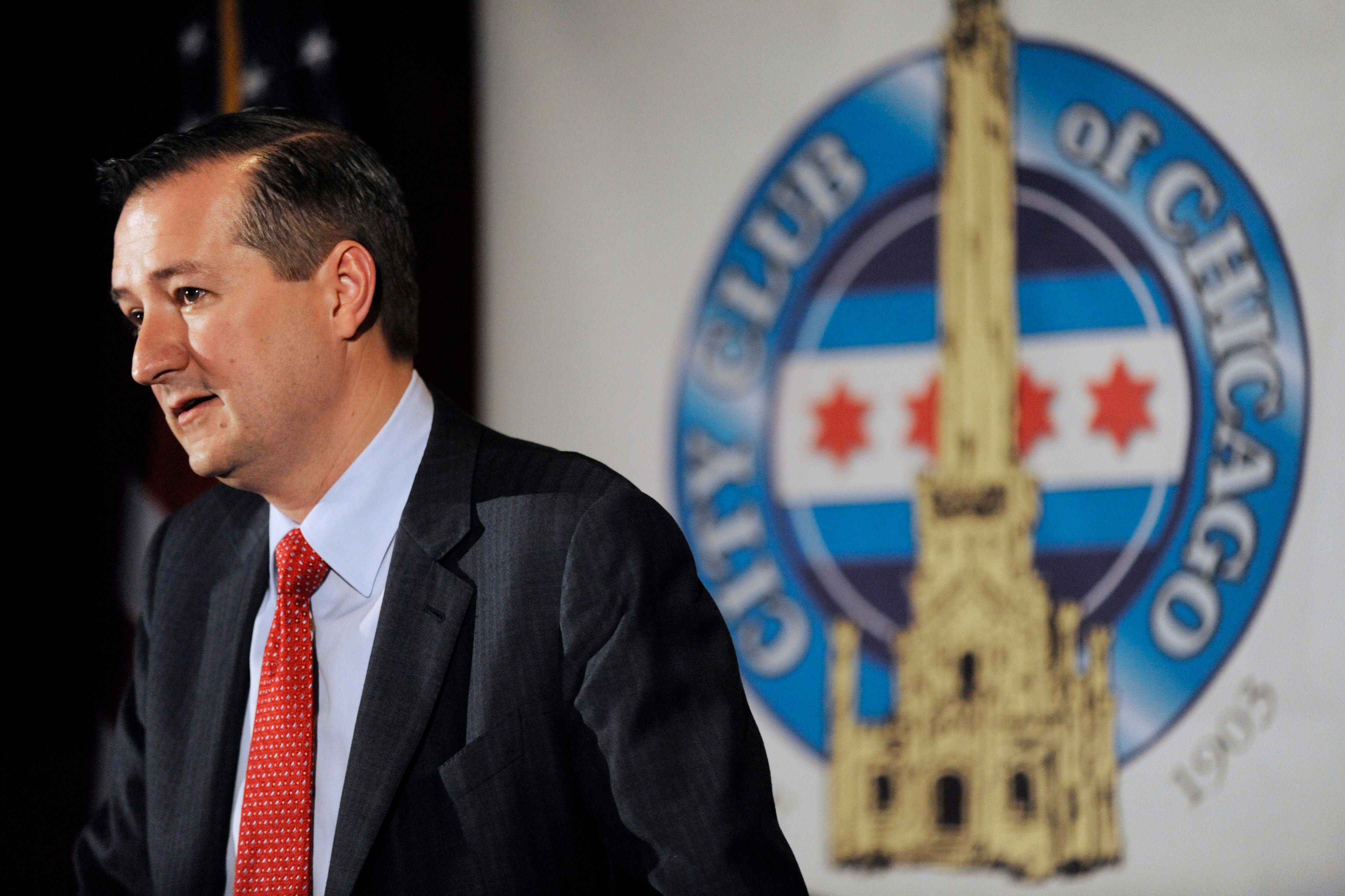 Cubs owner threatens to move team out of Wrigley CBS News