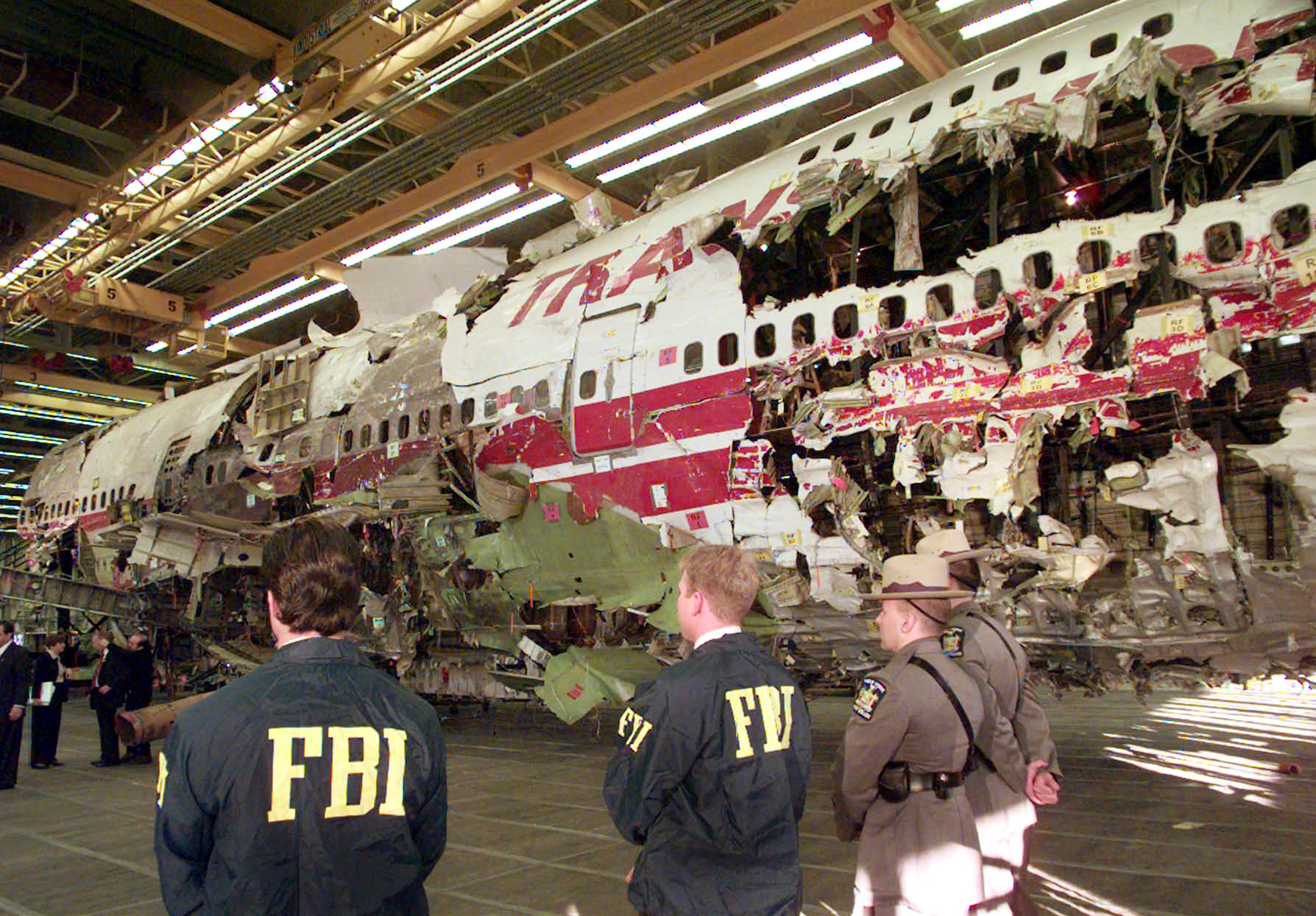 A missile or bomb was first suspected in TWA Flight 800 tragedy – New York  Daily News
