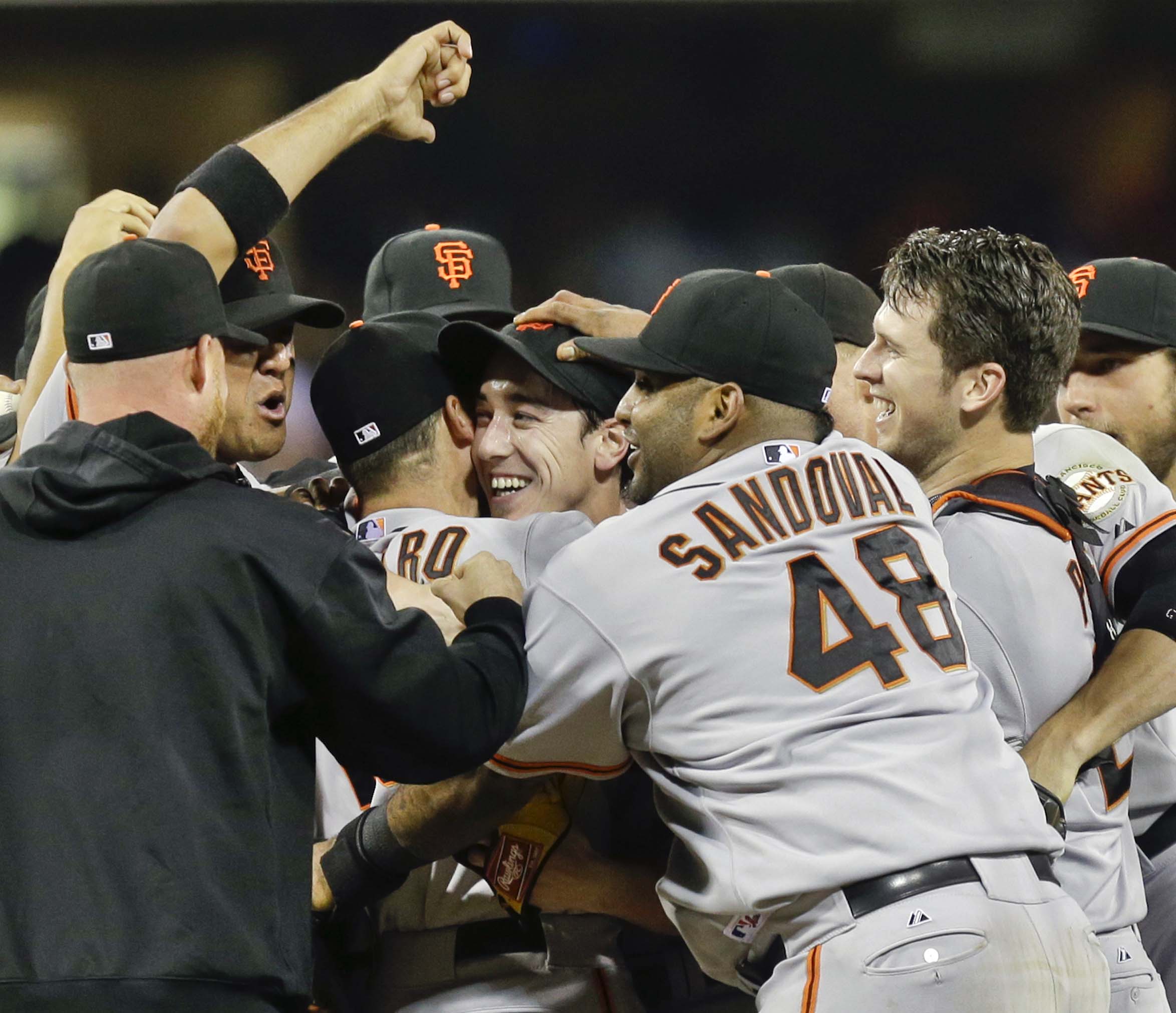 Tim Lincecum throws no-hitter for SF Giants in 9-0 win over Padres – New  York Daily News