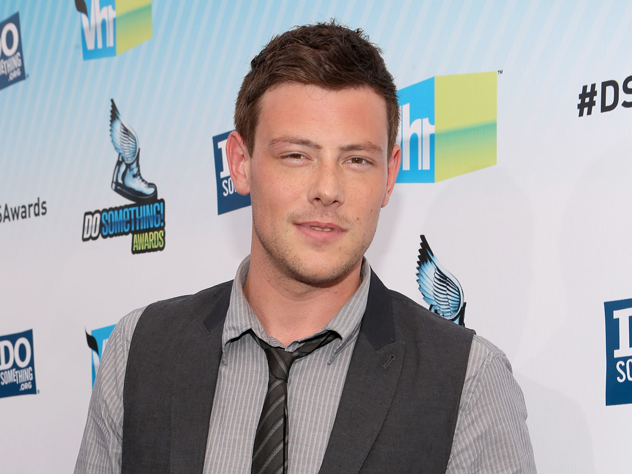 Glee Tribute Episode Says Goodbye To Cory Monteith Finn Cbs News
