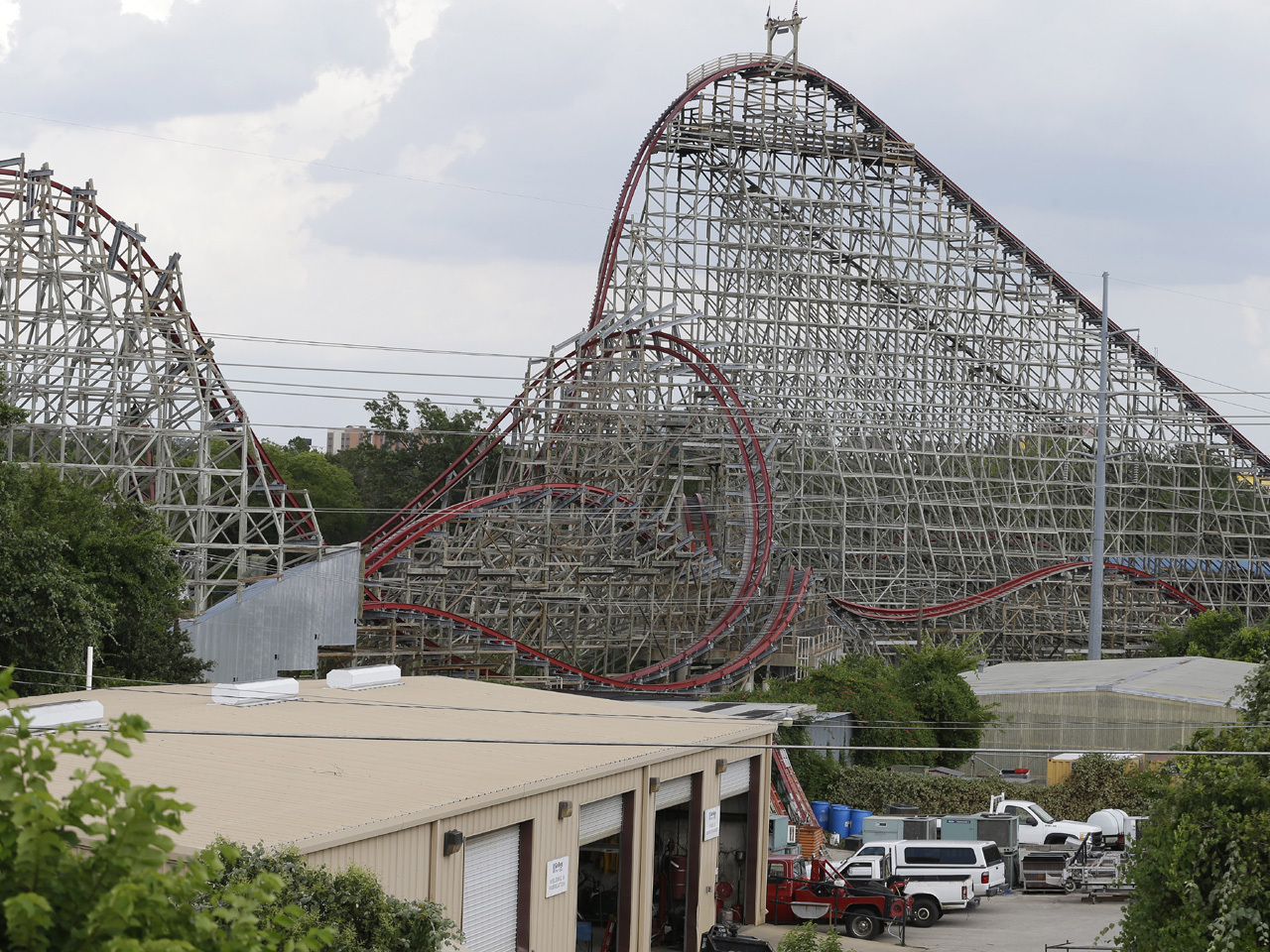 Texas Giant roller coaster has history of injuries CBS News