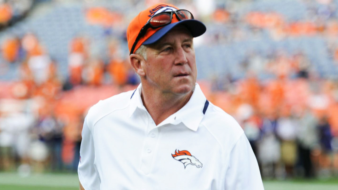 Broncos name Jack Del Rio interim head coach while John Fox