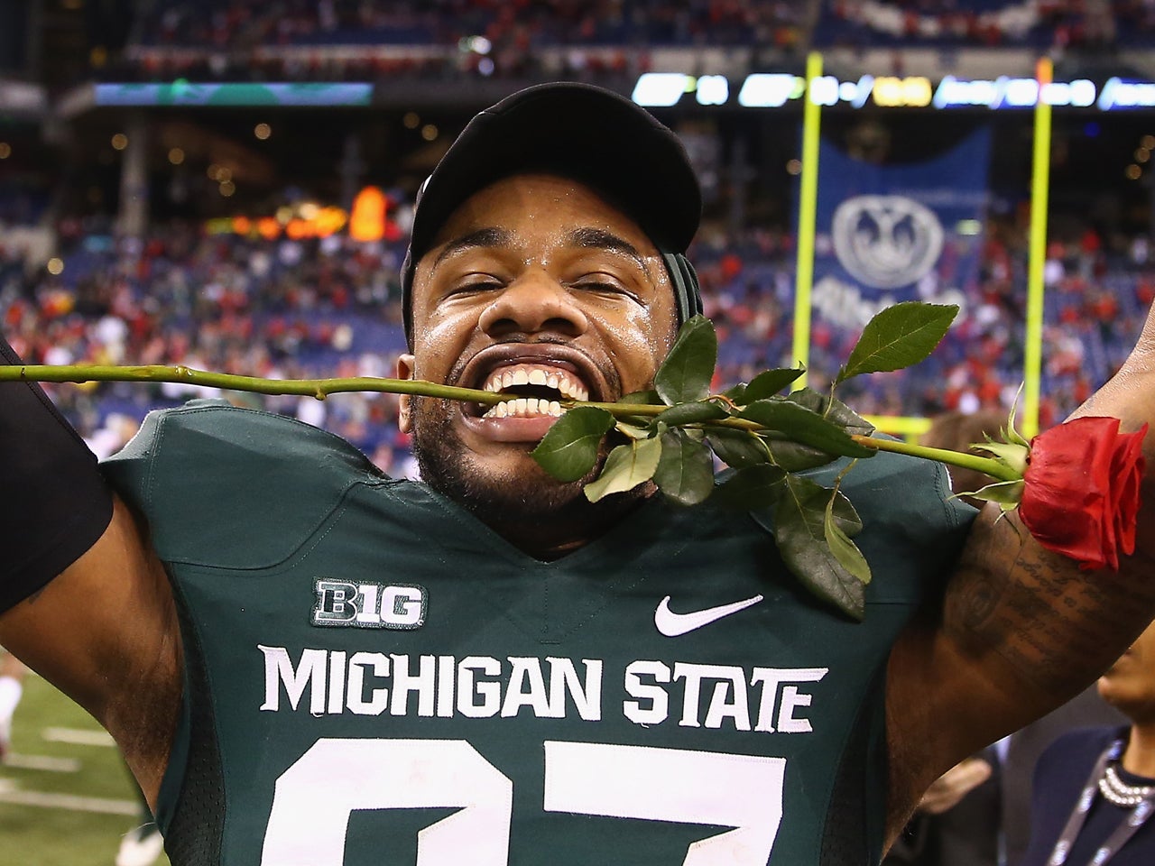 Michigan State Shocks Ohio State 34-24 - CBS News