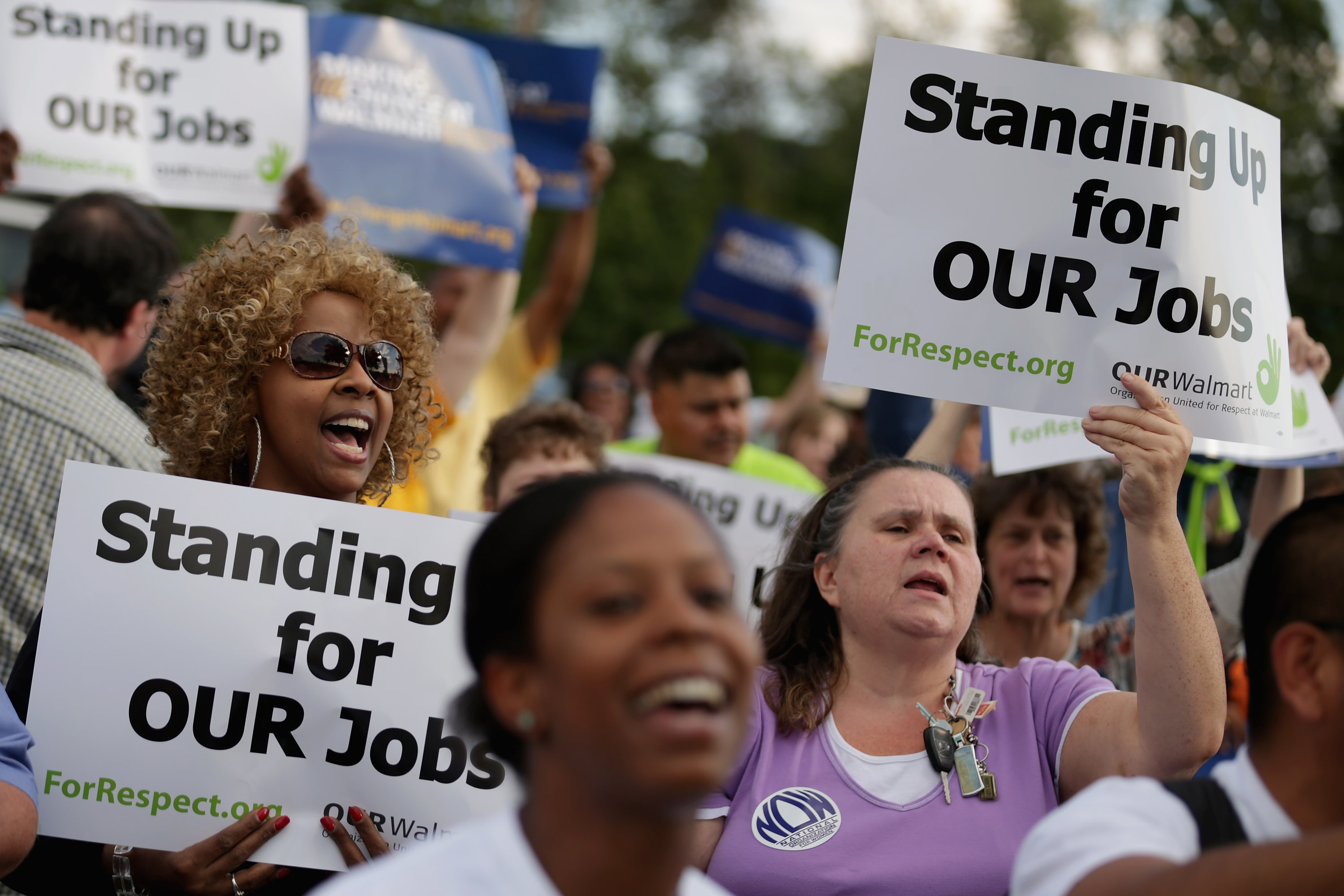 survey-u-s-income-gap-is-holding-back-economy-cbs-news