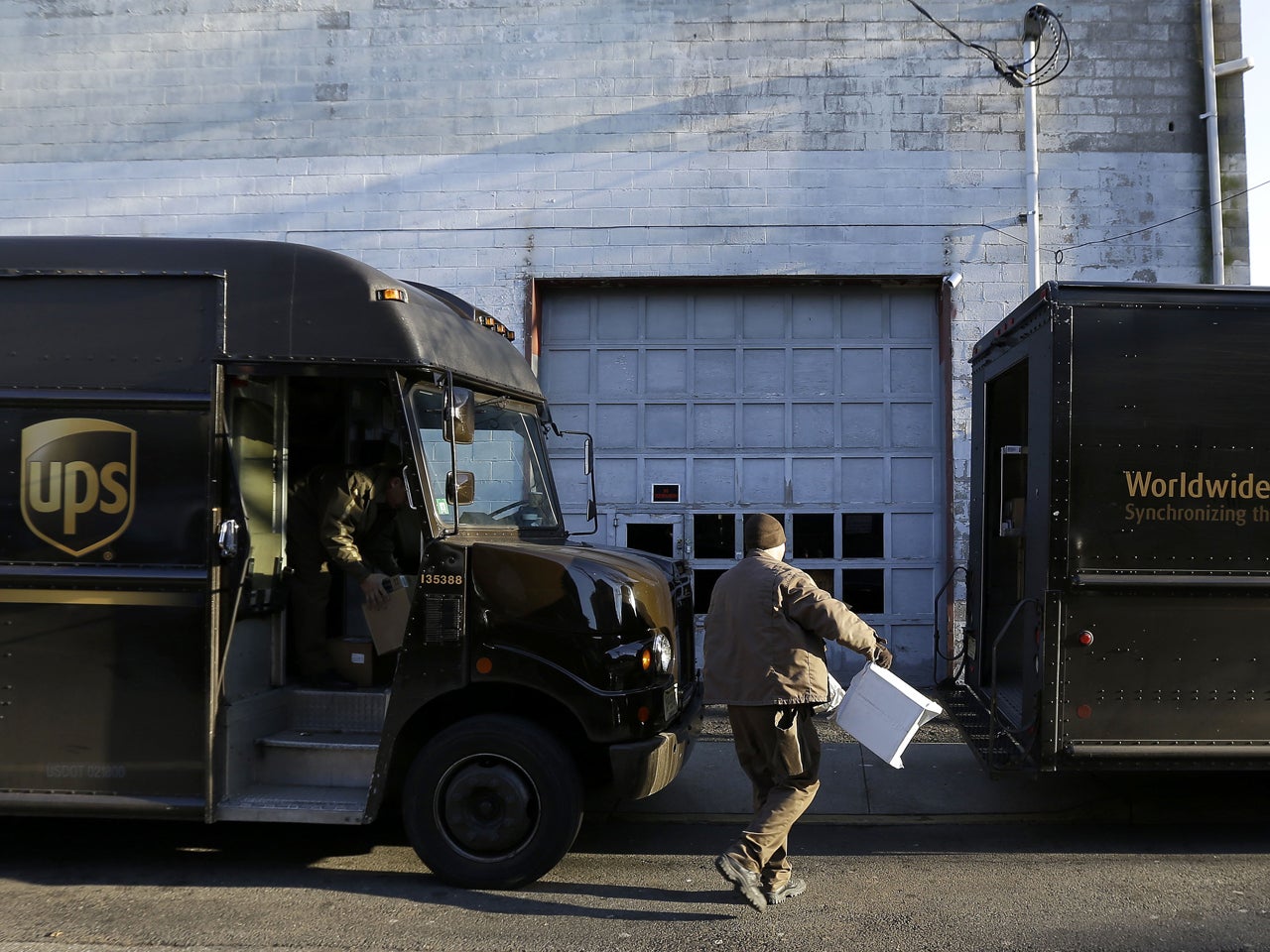 UPS promises shipping cost refunds to some customers after holiday