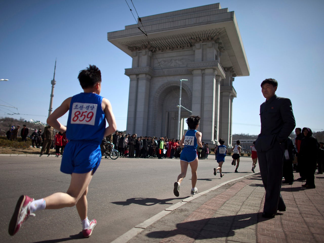 Nevermind Boston and New York marathons, runners head to N. Korea CBS