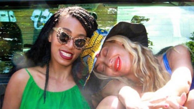 Beyonce shares happy pics of sister Solange - CBS News