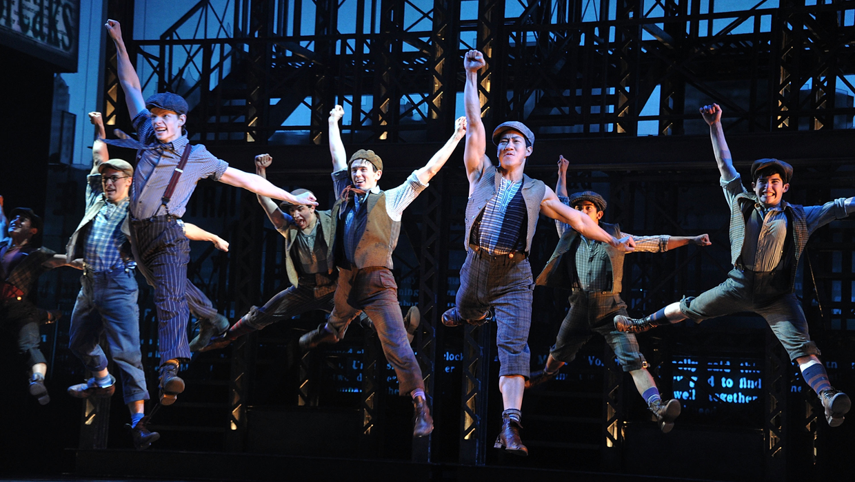Newsies Closing On Broadway Heading Out On Tour Cbs News