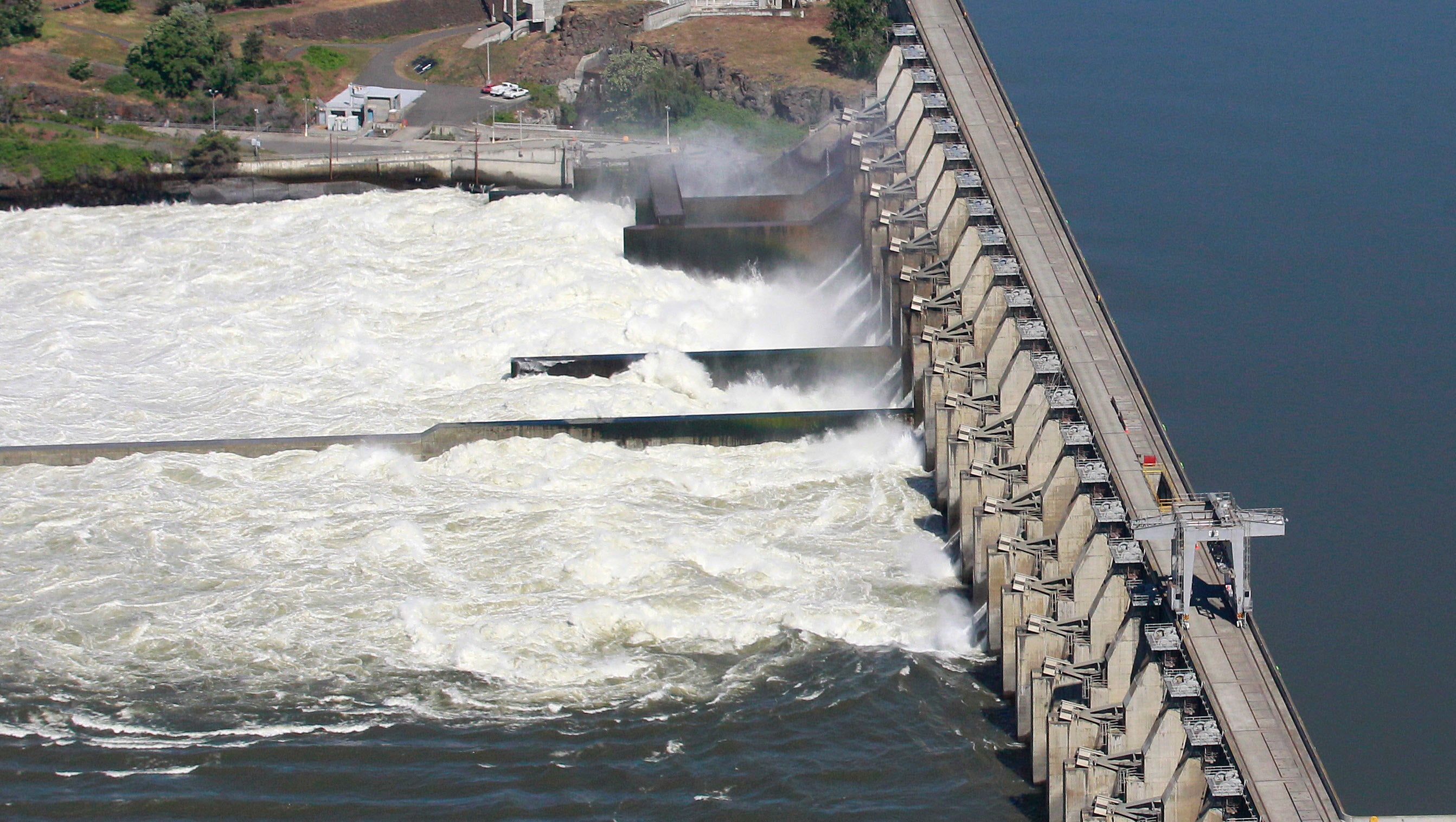 Army Corps of Engineers agrees to disclose dam pollution - CBS News