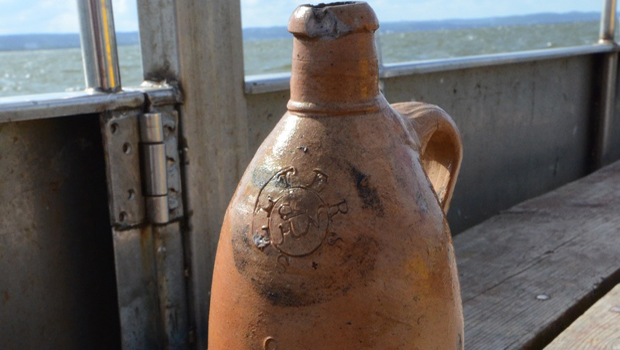 200-year-old booze found in shipwreck -- and it's still drinkable - CBS News
