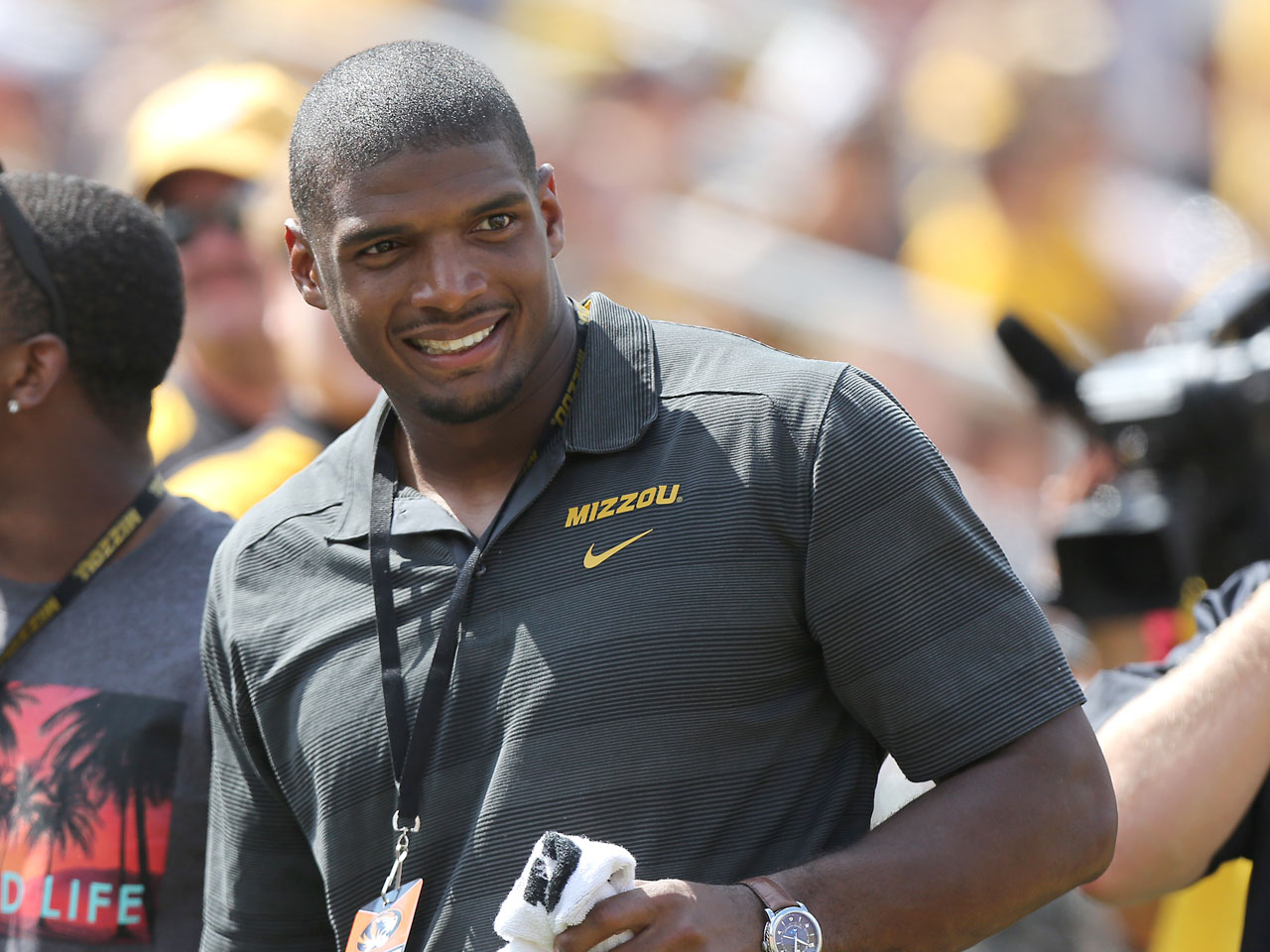 Michael Sam joins Cowboys as practice-squad player