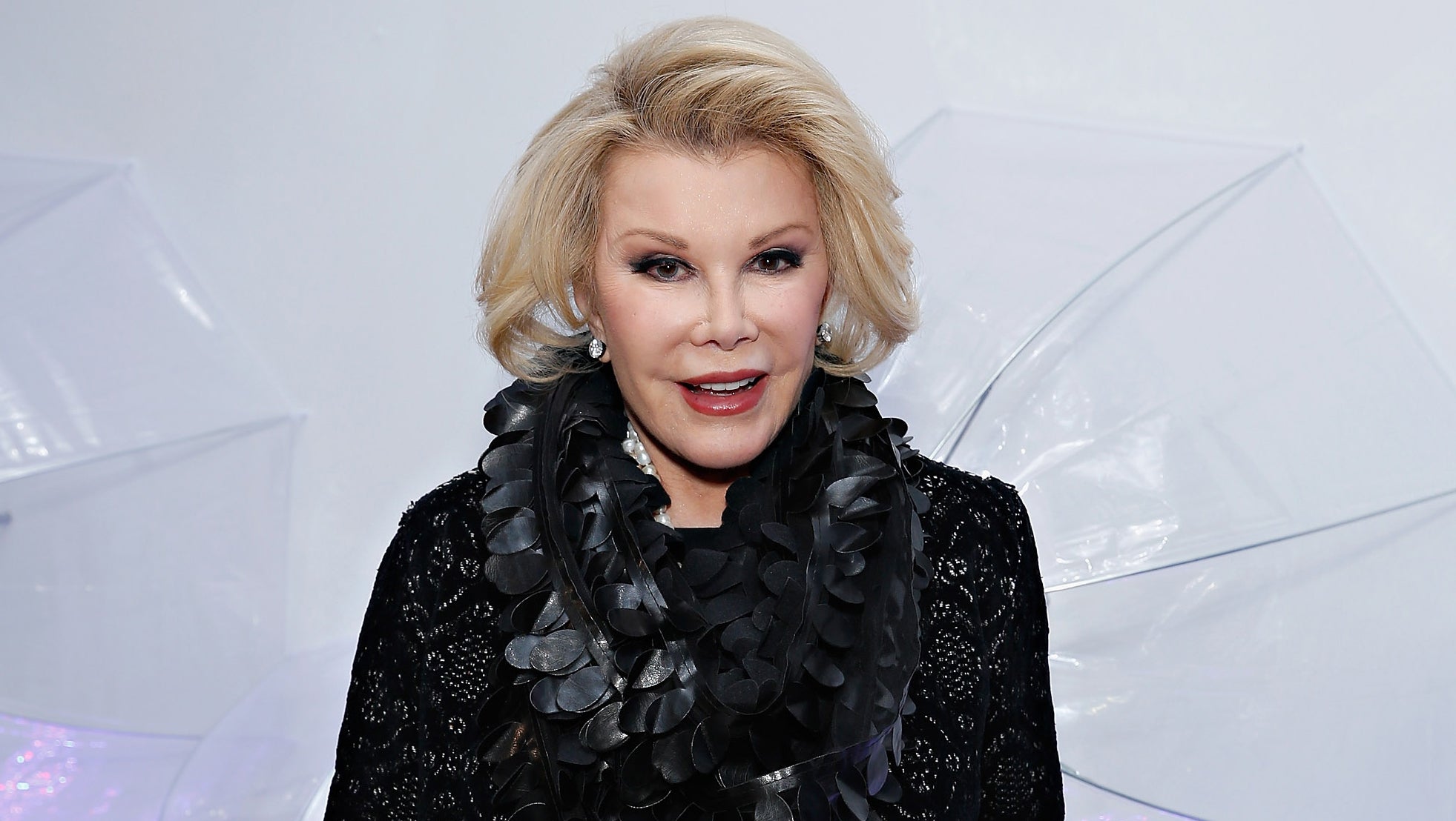 Family of Joan Rivers reaches settlement with clinic