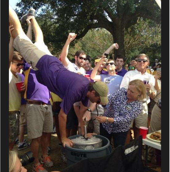 beer keg stand