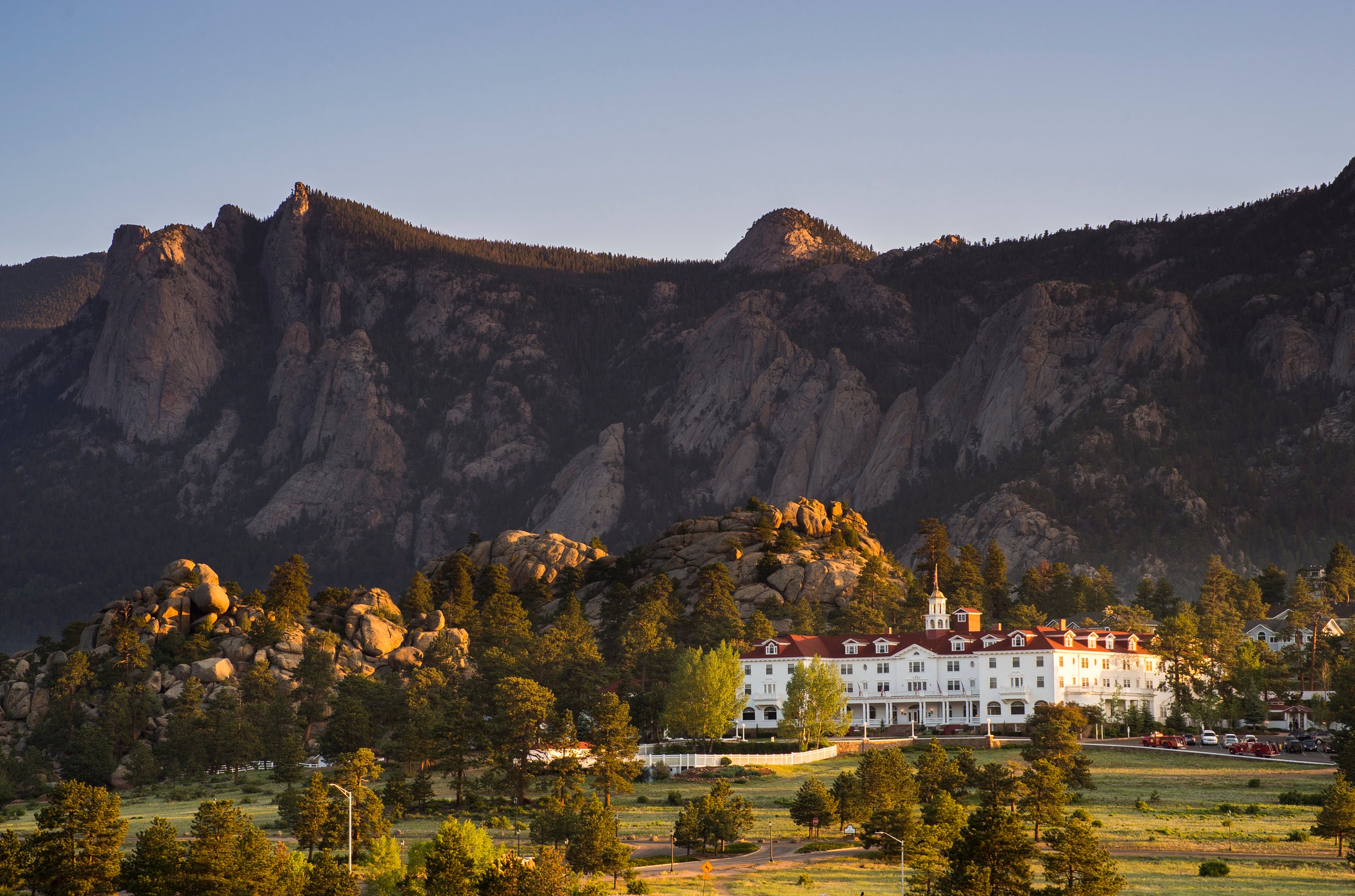 the shining hotel exterior