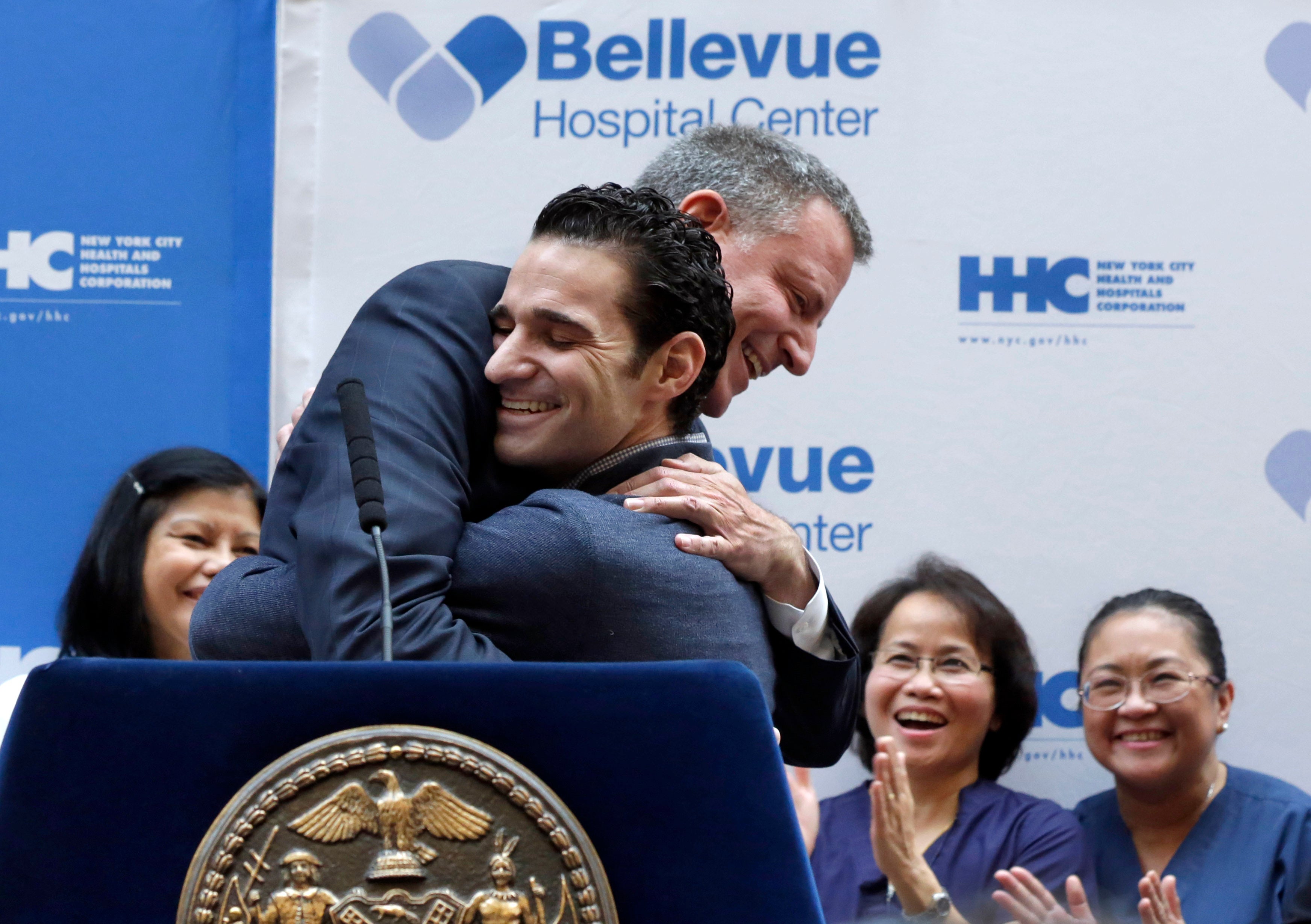 Dr. Craig Spencer beats Ebola, released from Bellevue Hospital - CBS News