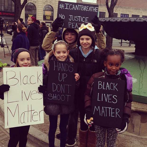 chicago-kid-protesters.jpg 