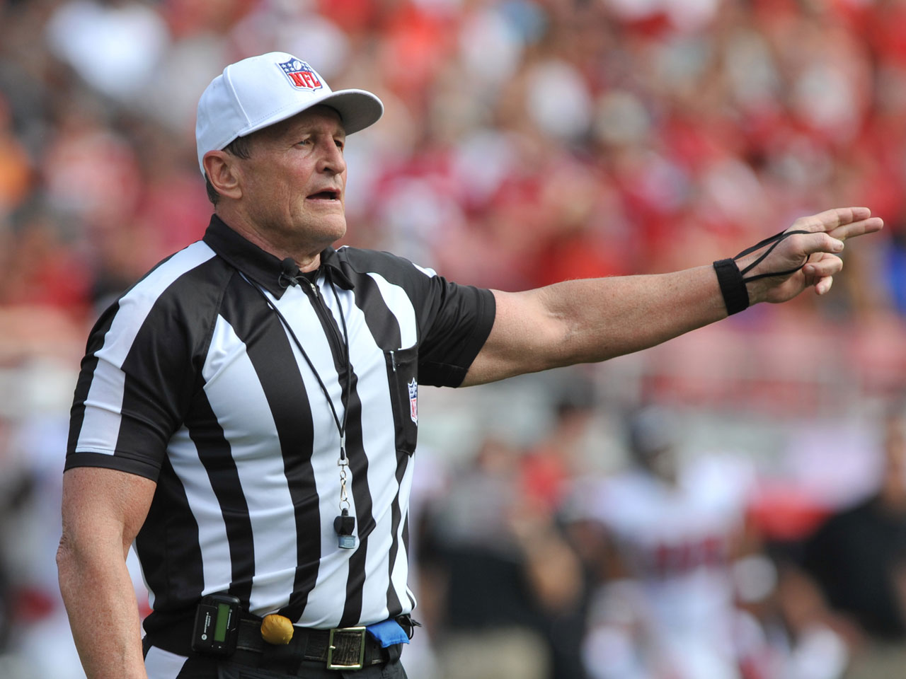 NFL Referee Ed Hochuli