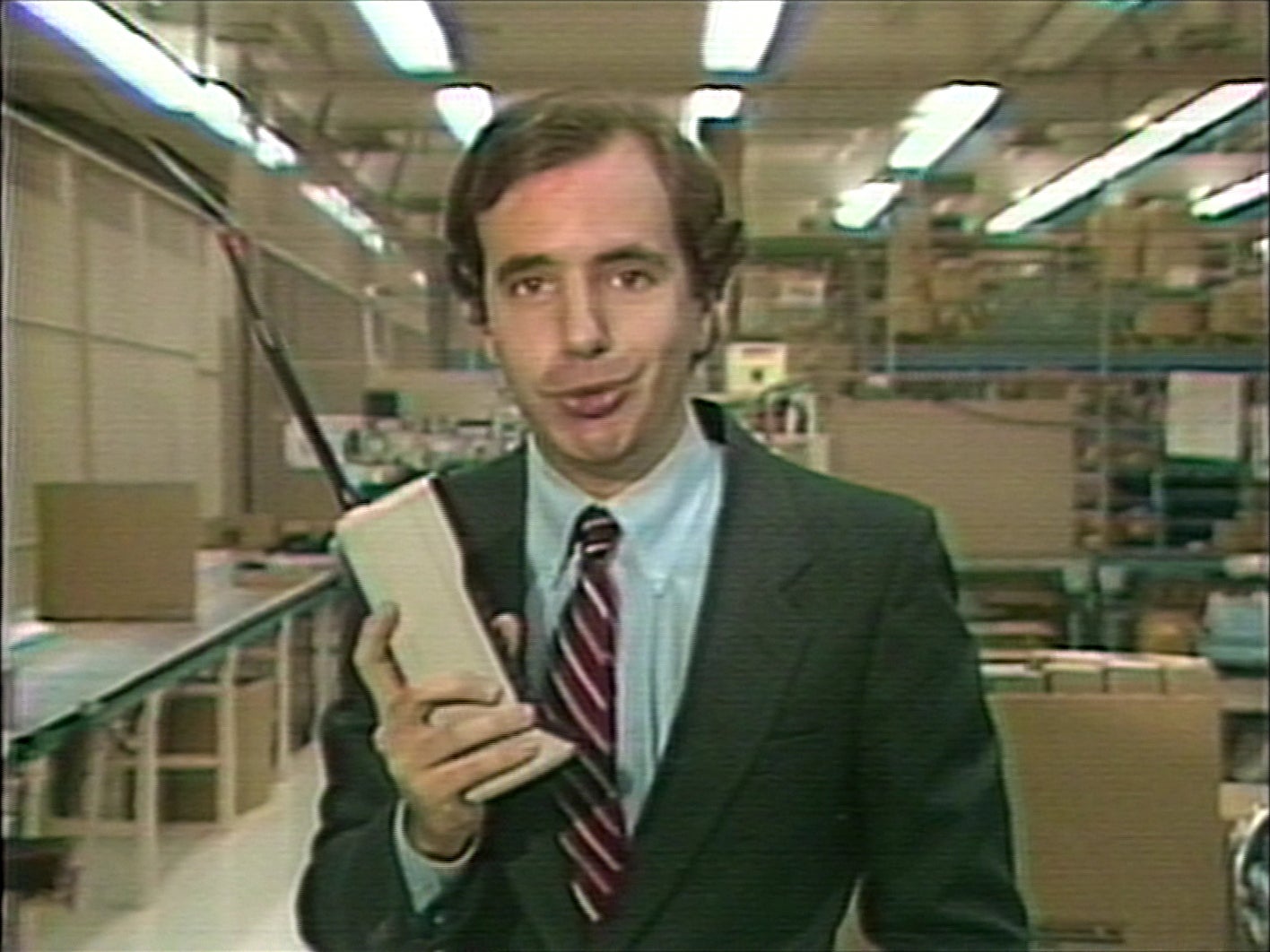 first mobile phone 1983