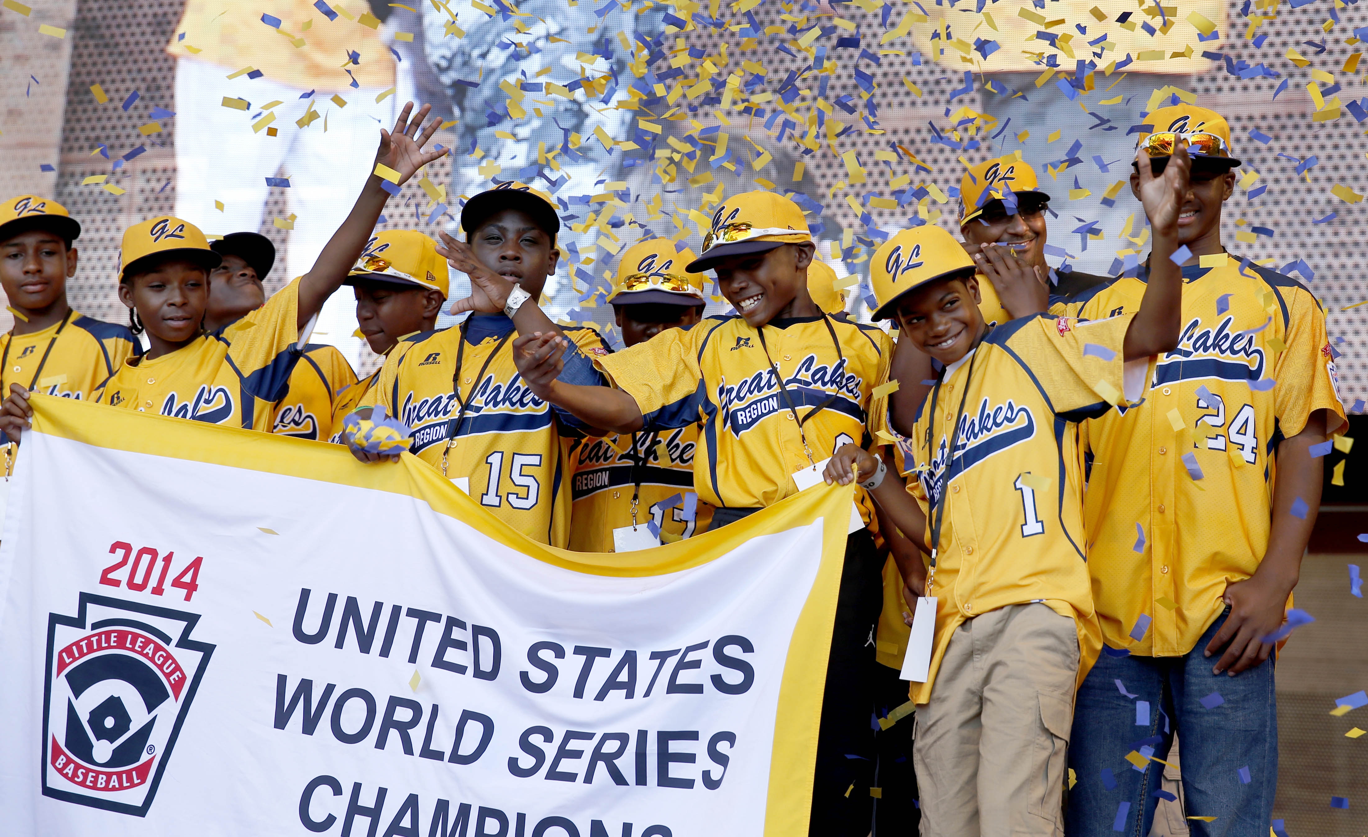 Jackie Robinson West Little League team's title stripped for cheating - CBS  News