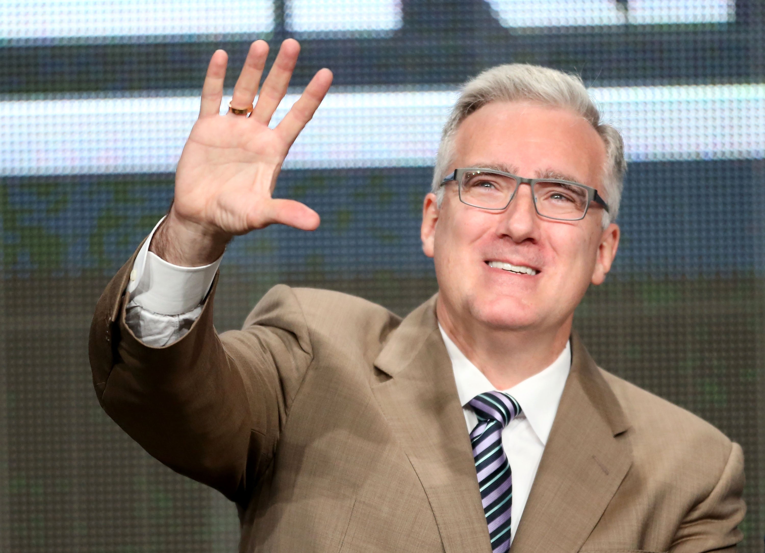 ESPN's Keith Olbermann Suspended For Penn State Tweets - CBS News