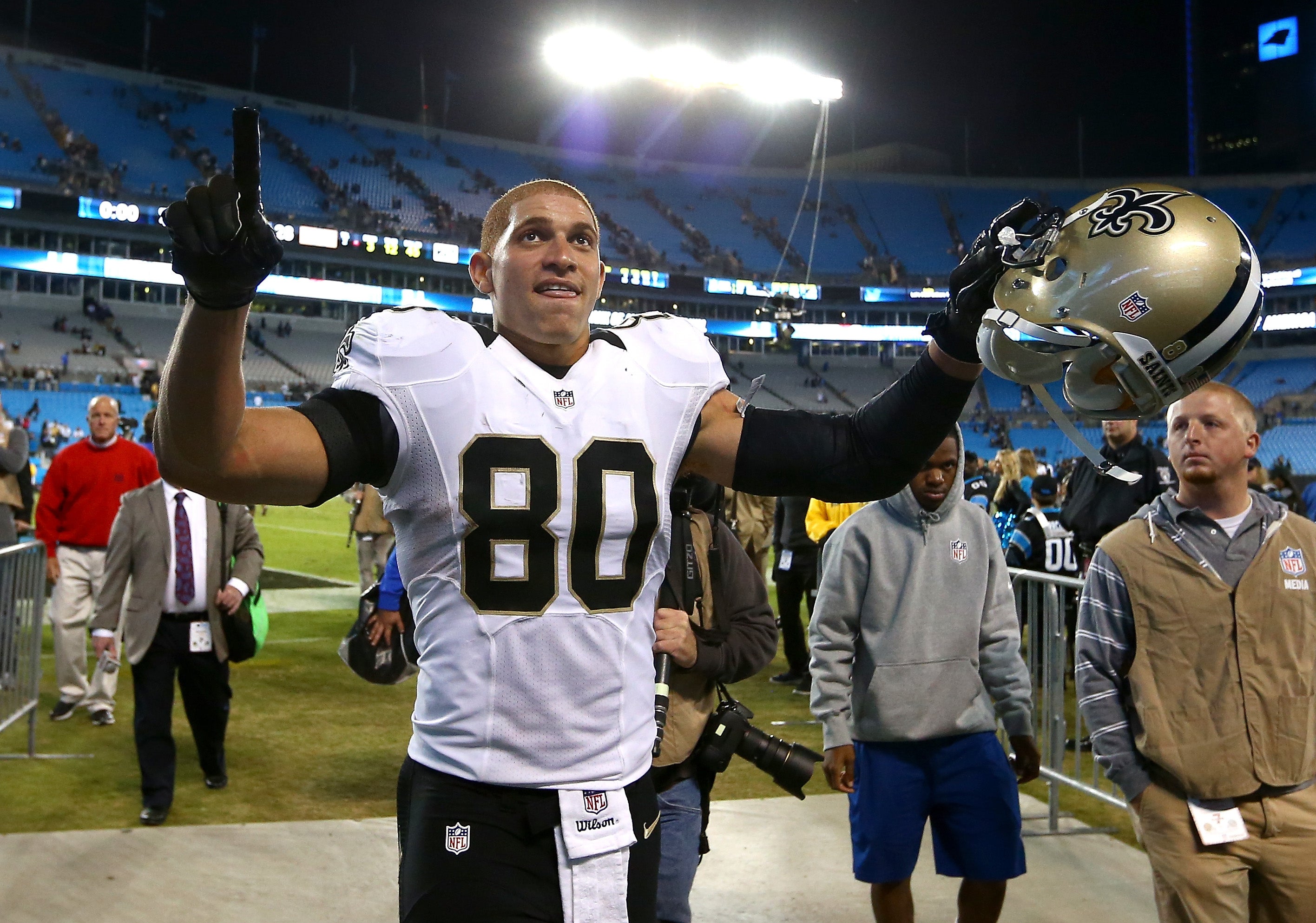 Jimmy Graham Traded To Seattle Seahawks - CBS News