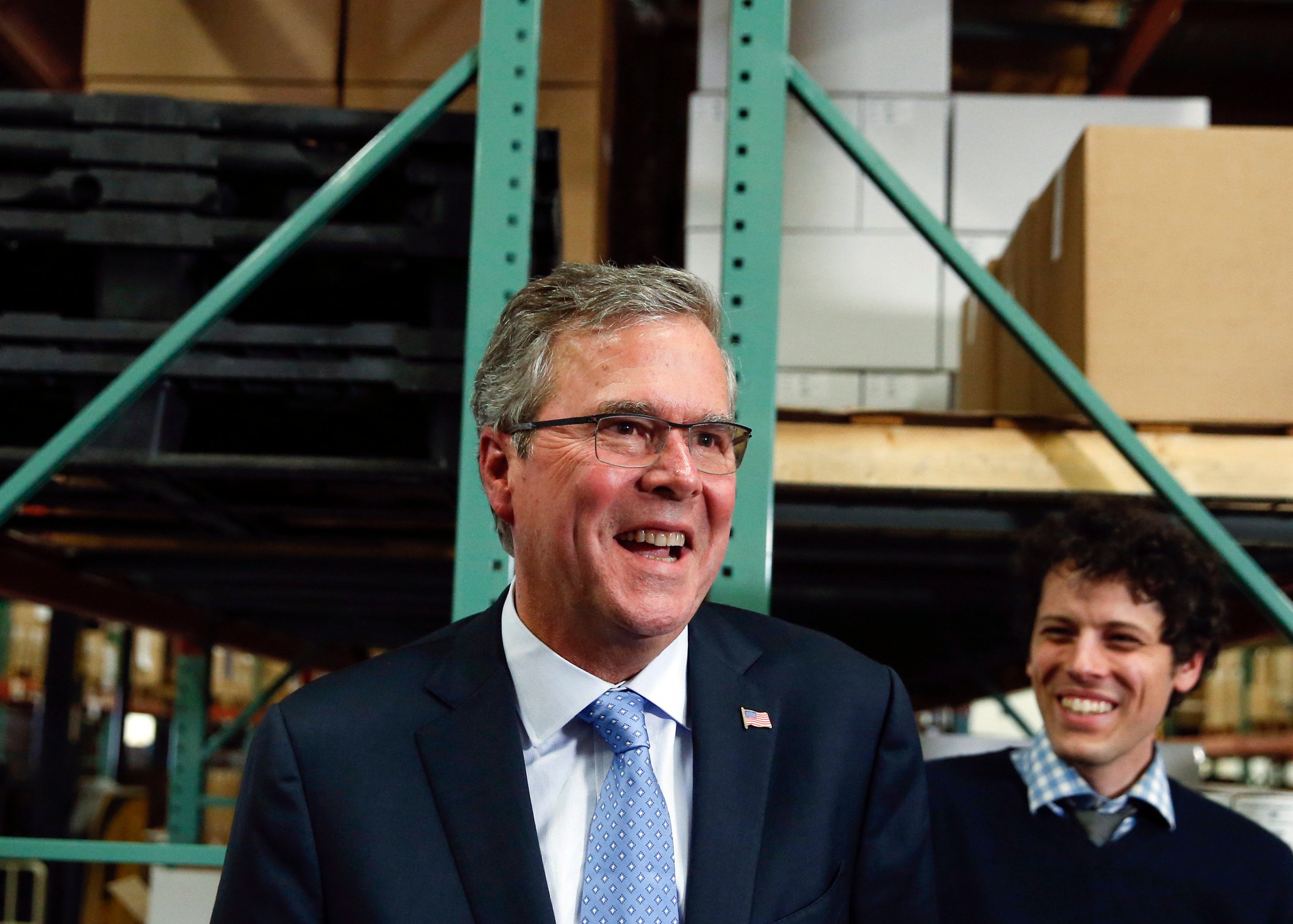 Election 2016 Jeb Bush Introduces Himself To New Hampshire Cbs News