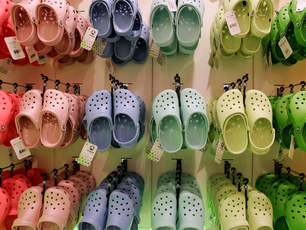 How Crocs Are Bringing Shoe Industry Sales Back From the Brink – WWD