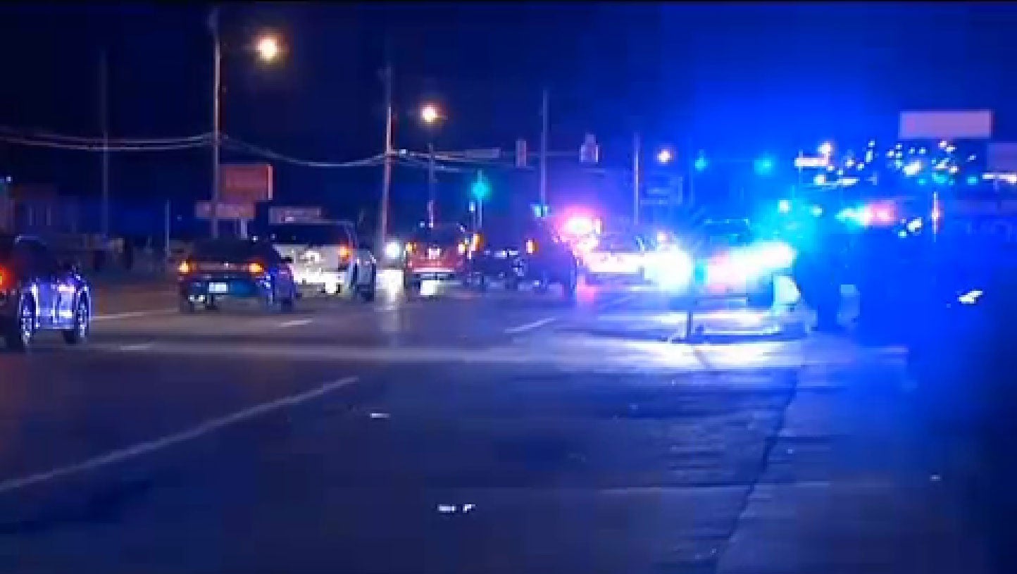 2 people shot, more gunfire heard near Ferguson protest - CBS News