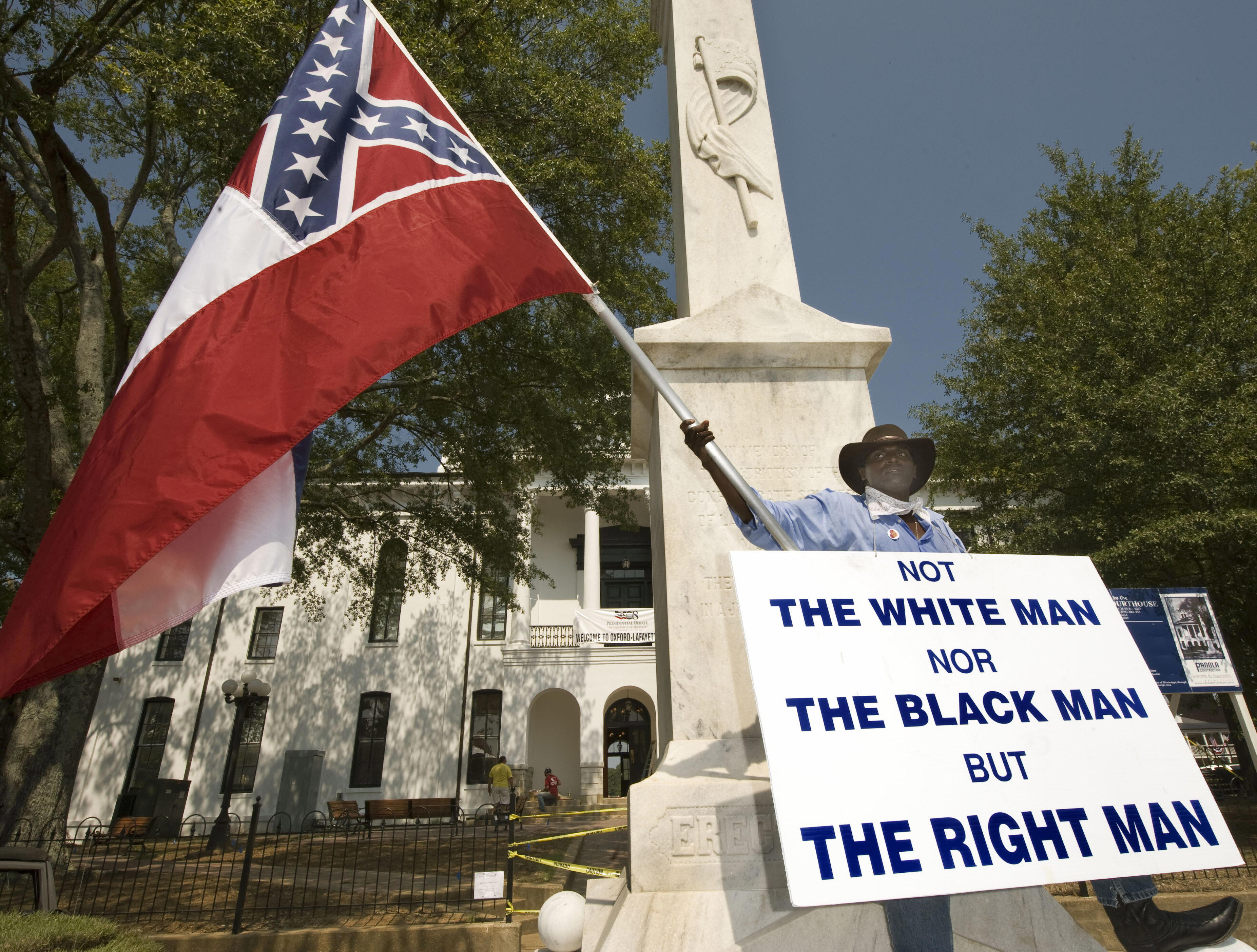 Miss Legislator Seeks To Remove Confederate Emblem From State Flag