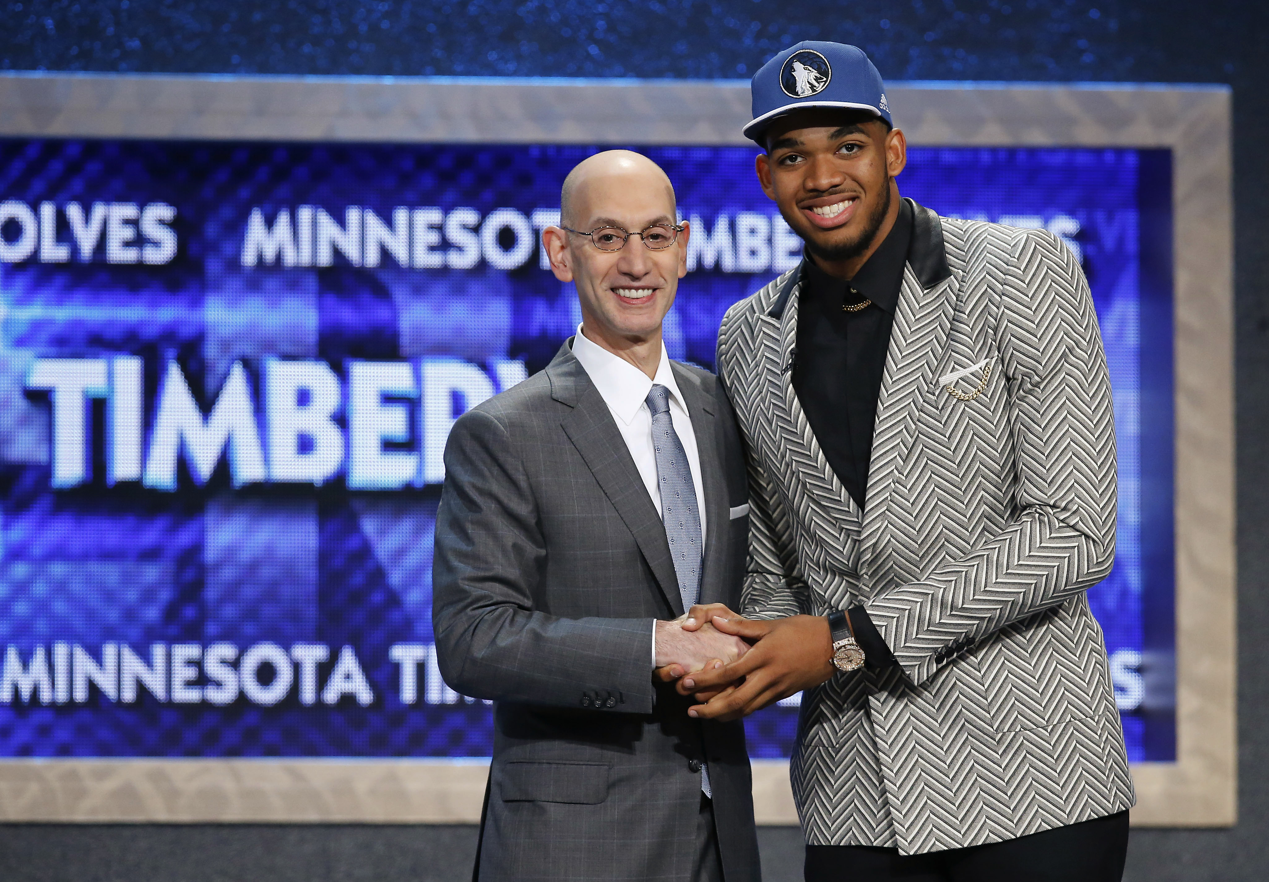 Kentucky's Karl-Anthony Towns goes No. 1 in NBA draft - CBS News