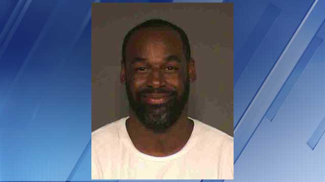 Former NFL quarterback Donovan McNabb arrested for DUI - CBS News