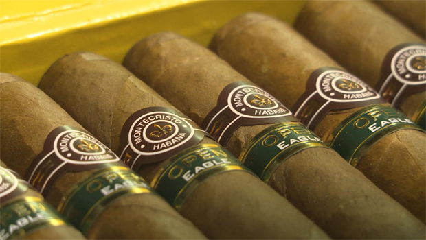 cuban-cigars-montecristo-620.jpg 