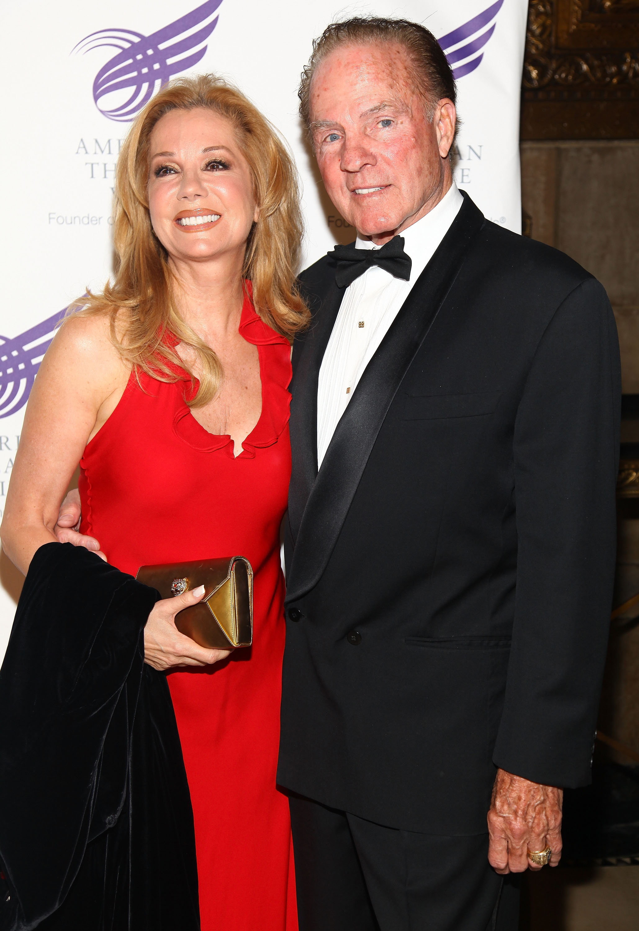 Kathie Lee Gifford celebrates first Christmas without husband Frank - CBS  News