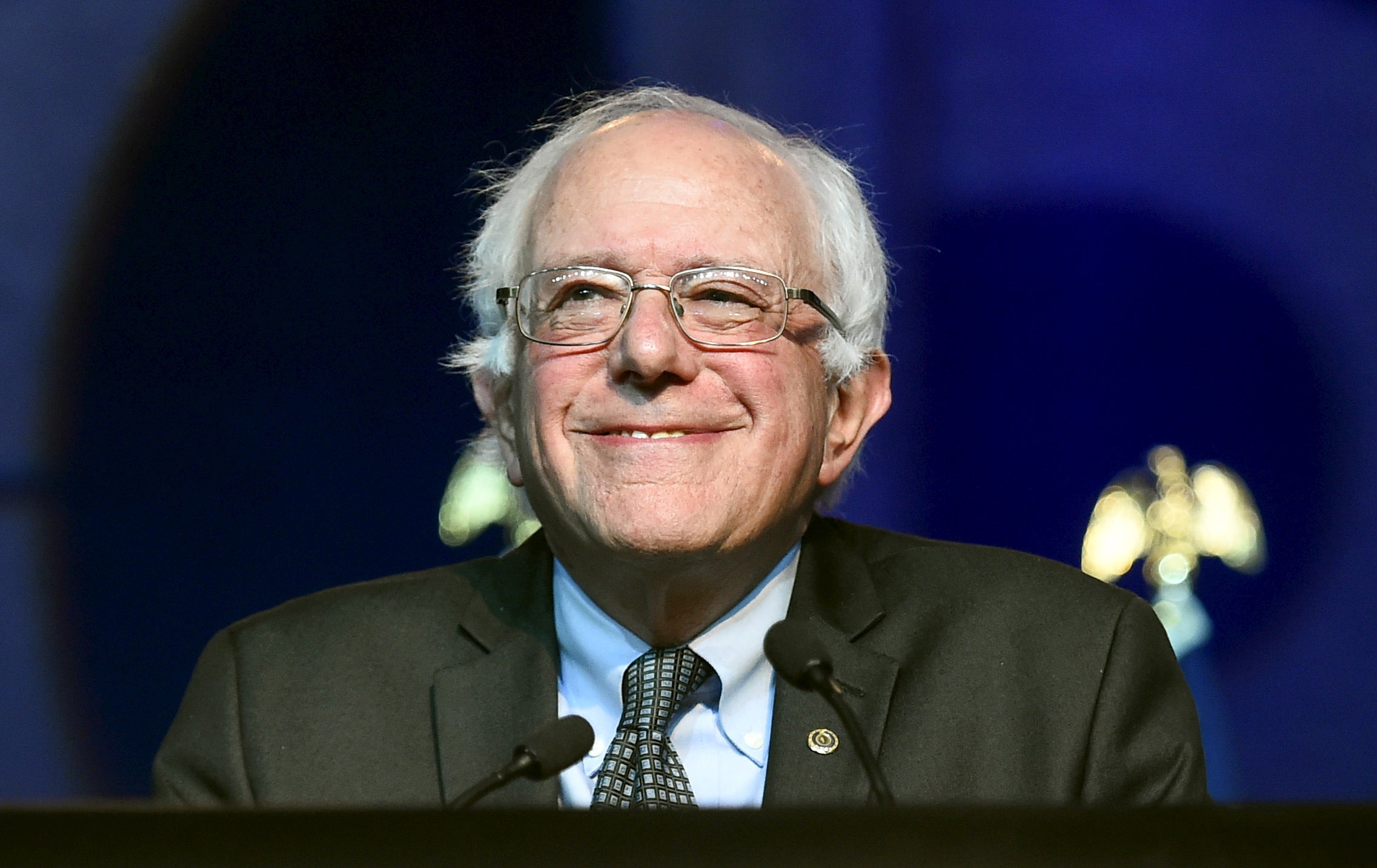 Election 2016 Independent Bernie Sanders Tells Dnc Its Time For A Grassroots Movement Cbs News 