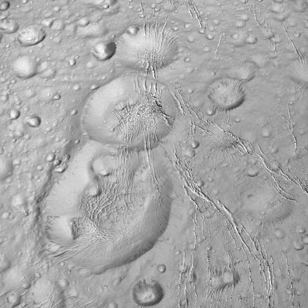saturn-enceladus-snowman.jpg 