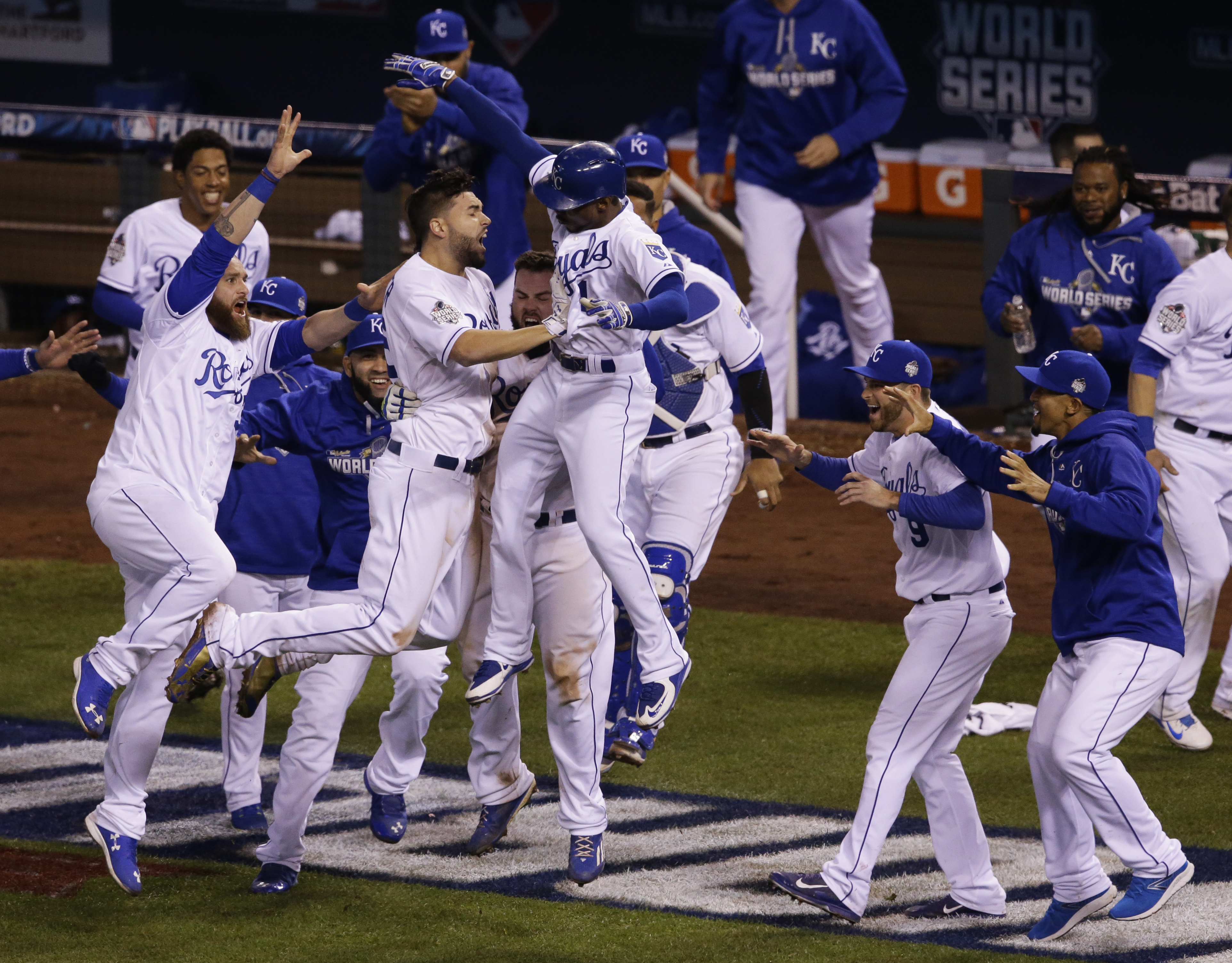 New York Mets face Royals in World Series opener in Kansas City on Tuesday