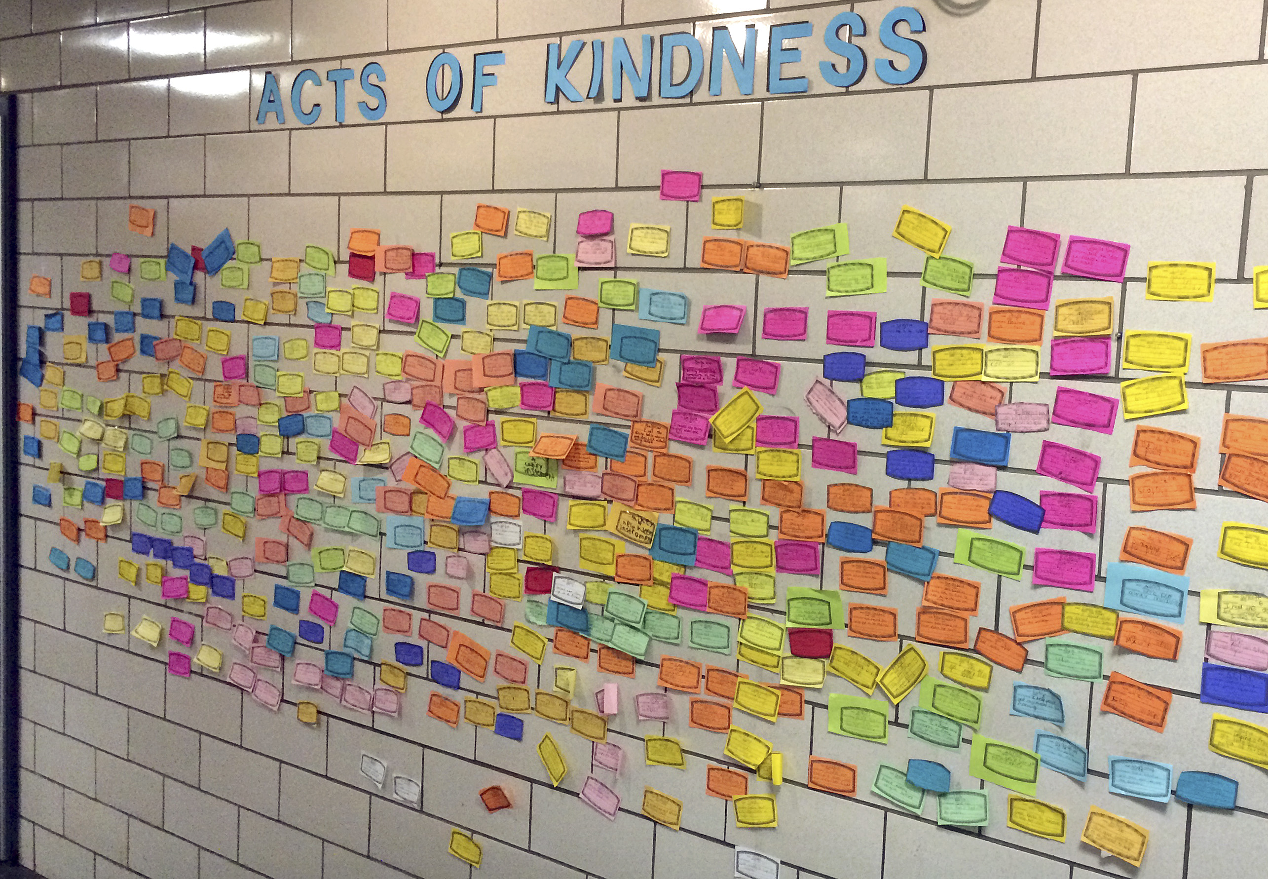 In remembrance of Newtown victims, 26 acts of kindness - CBS News