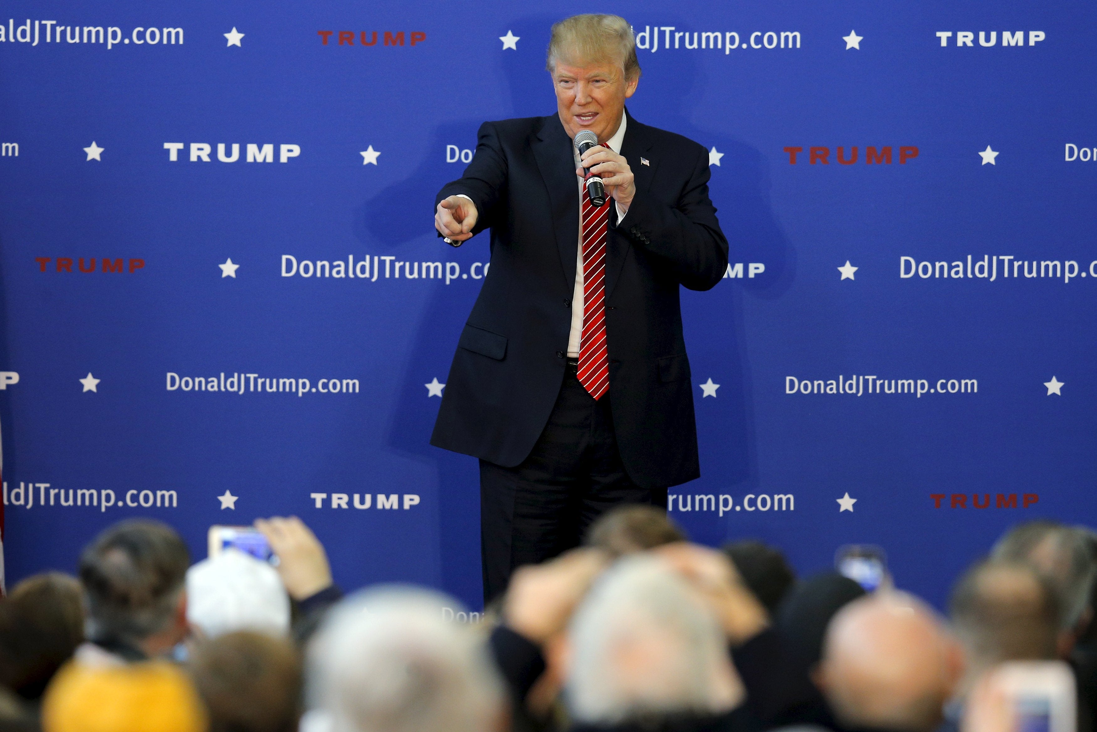 Does Donald Trump have a New Hampshire ground game? Does it matter? - CBS  News