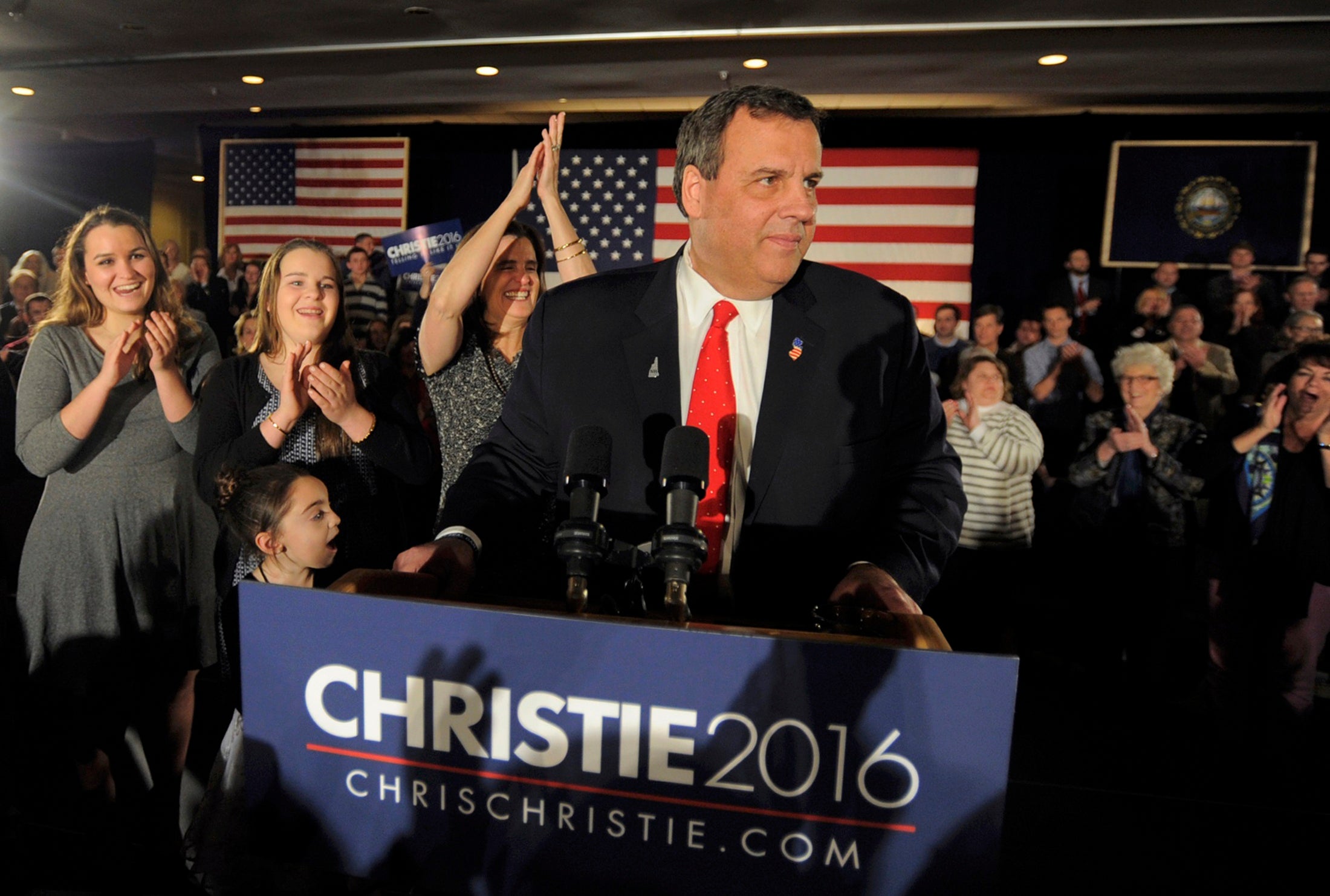 Chris Christie Drops Out of Presidential Race After New Hampshire Flop -  The New York Times