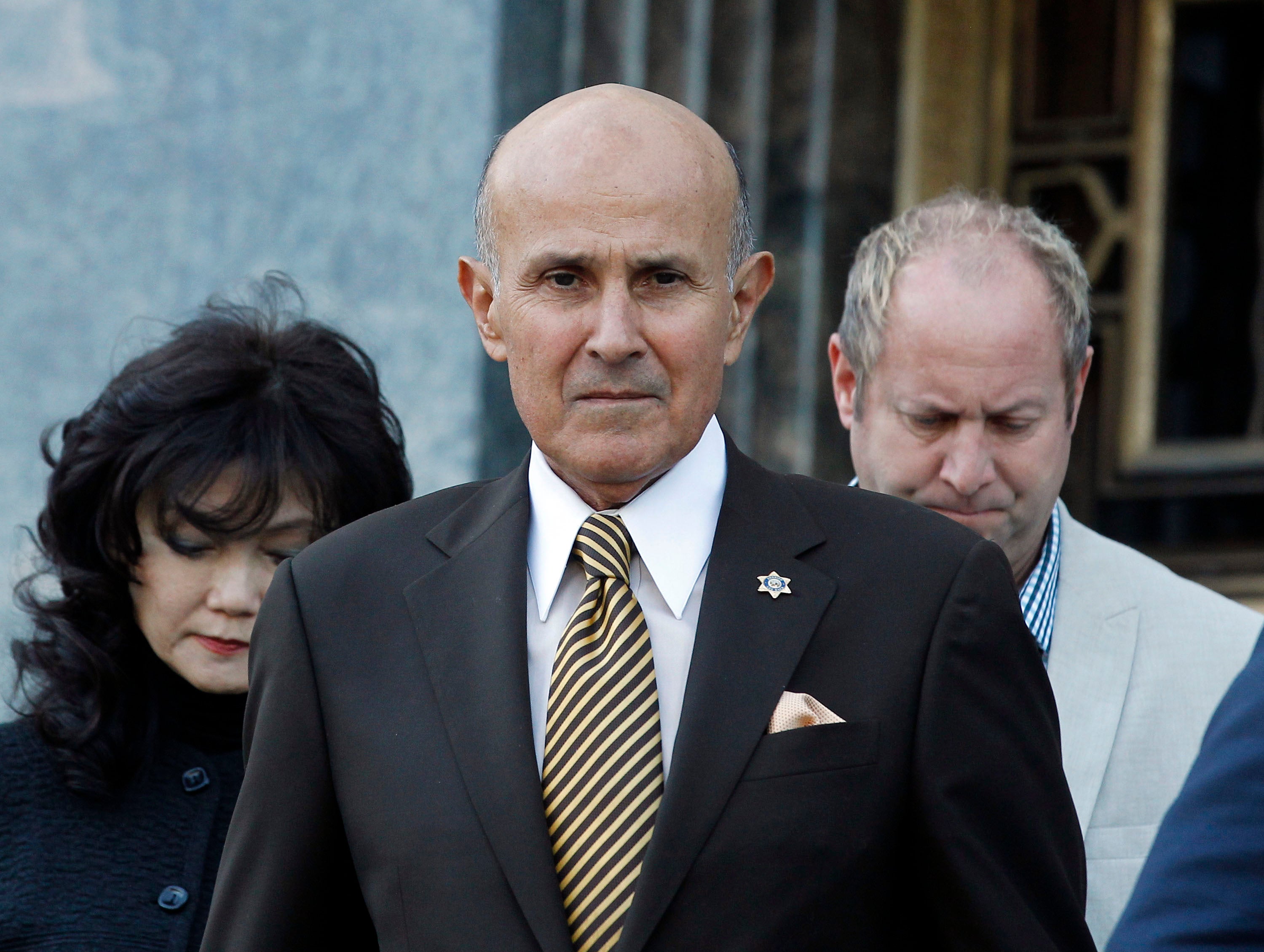 Former LA sheriff Lee Baca gets 3 years in prison in jail corruption case -  CBS News