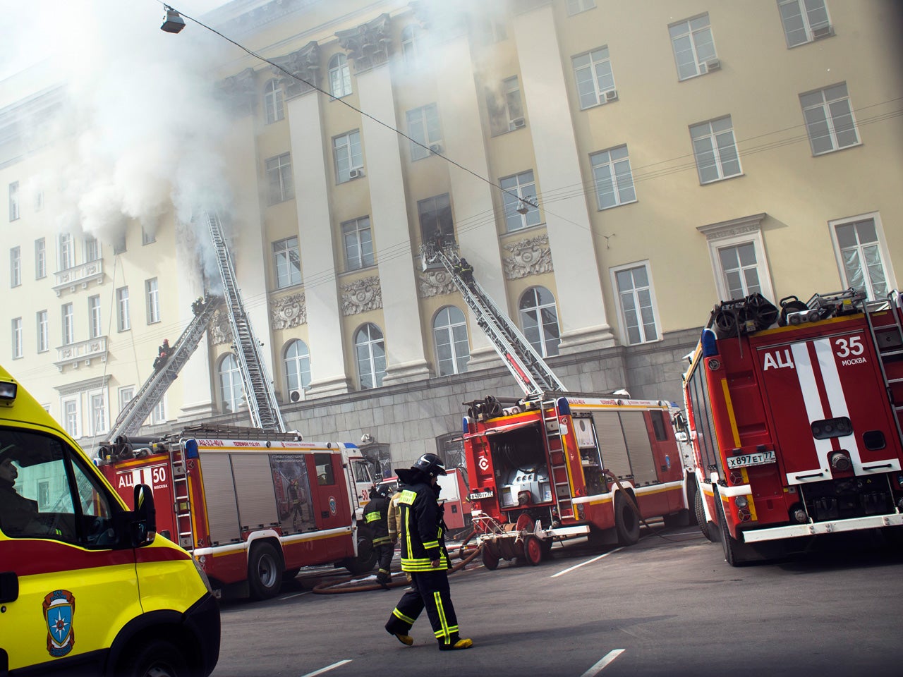 Fire Rages At Russian Defense Ministry Building In Moscow - CBS News