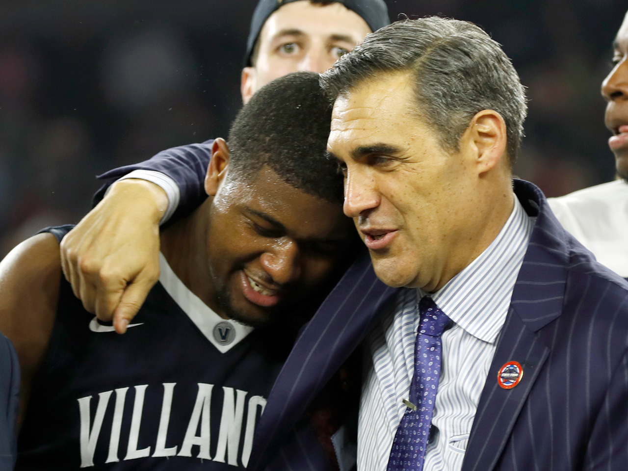 Villanova Pulls out Win over North Carolina With Buzzer Beater Three Pointer