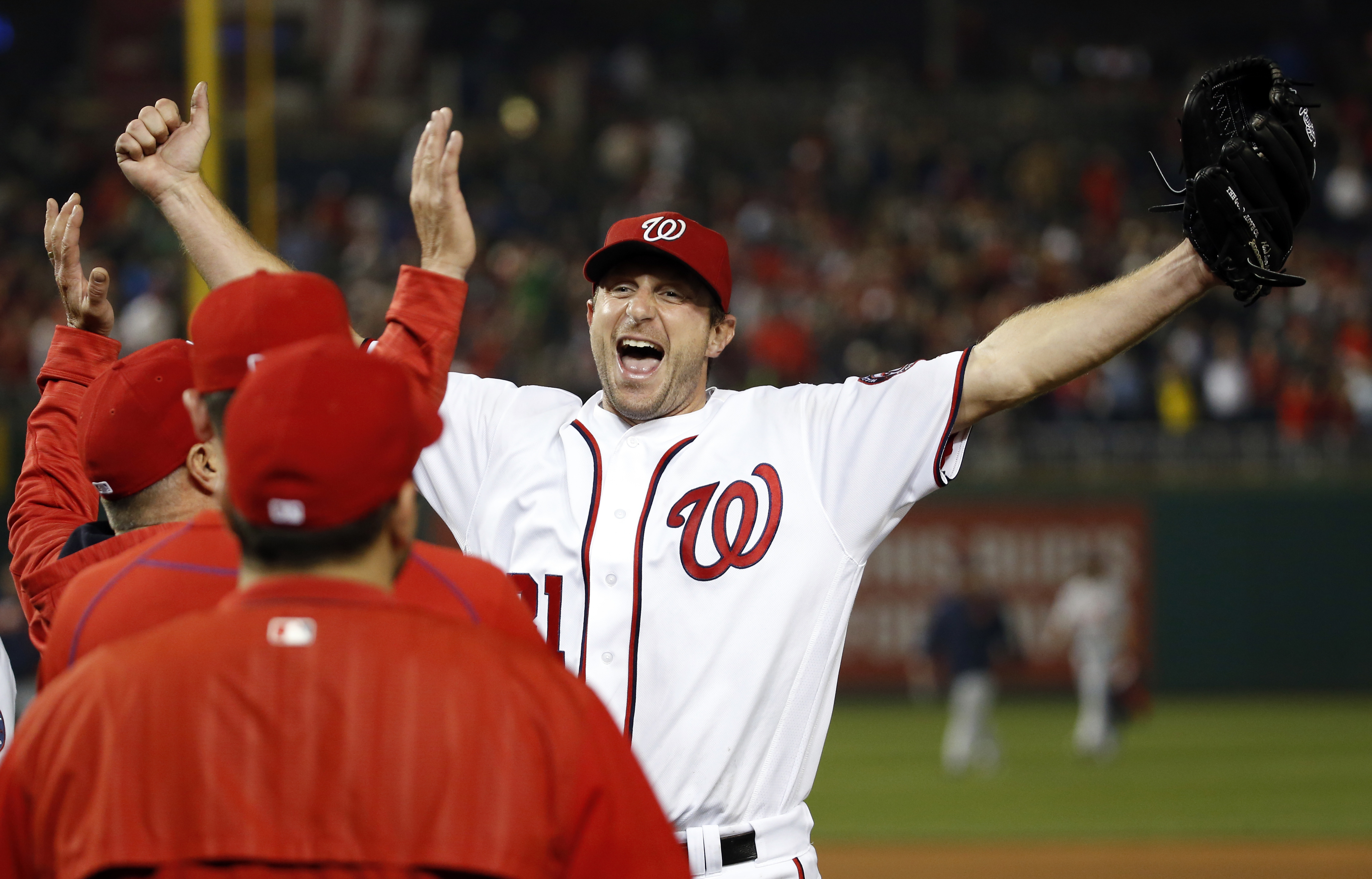 Washington Nationals pitcher Max Scherzer has 20 strikeouts, ties MLB  record - CBS News