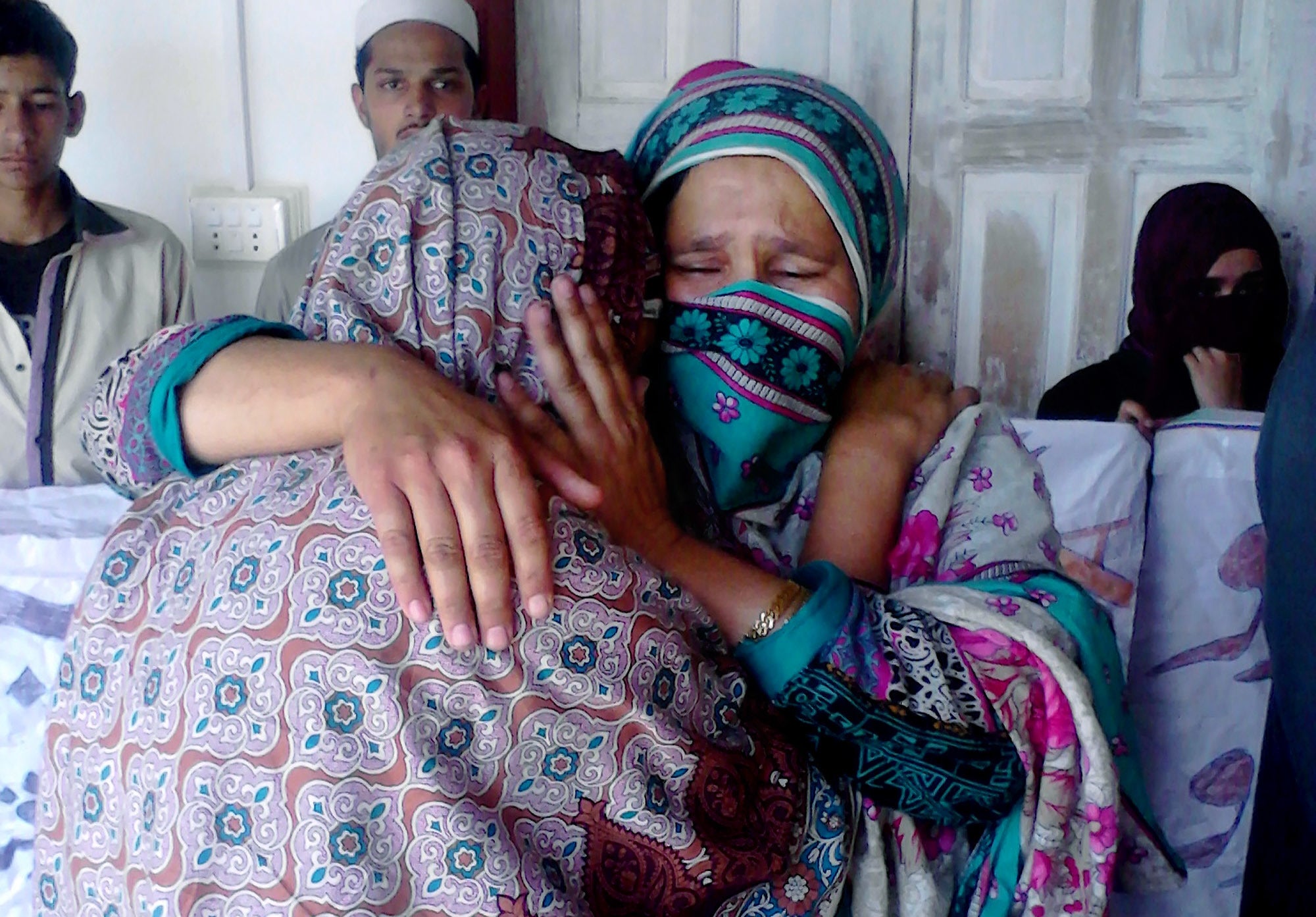 Arrests In Burning Death Of Pakistan Woman Who Refused Marriage ...