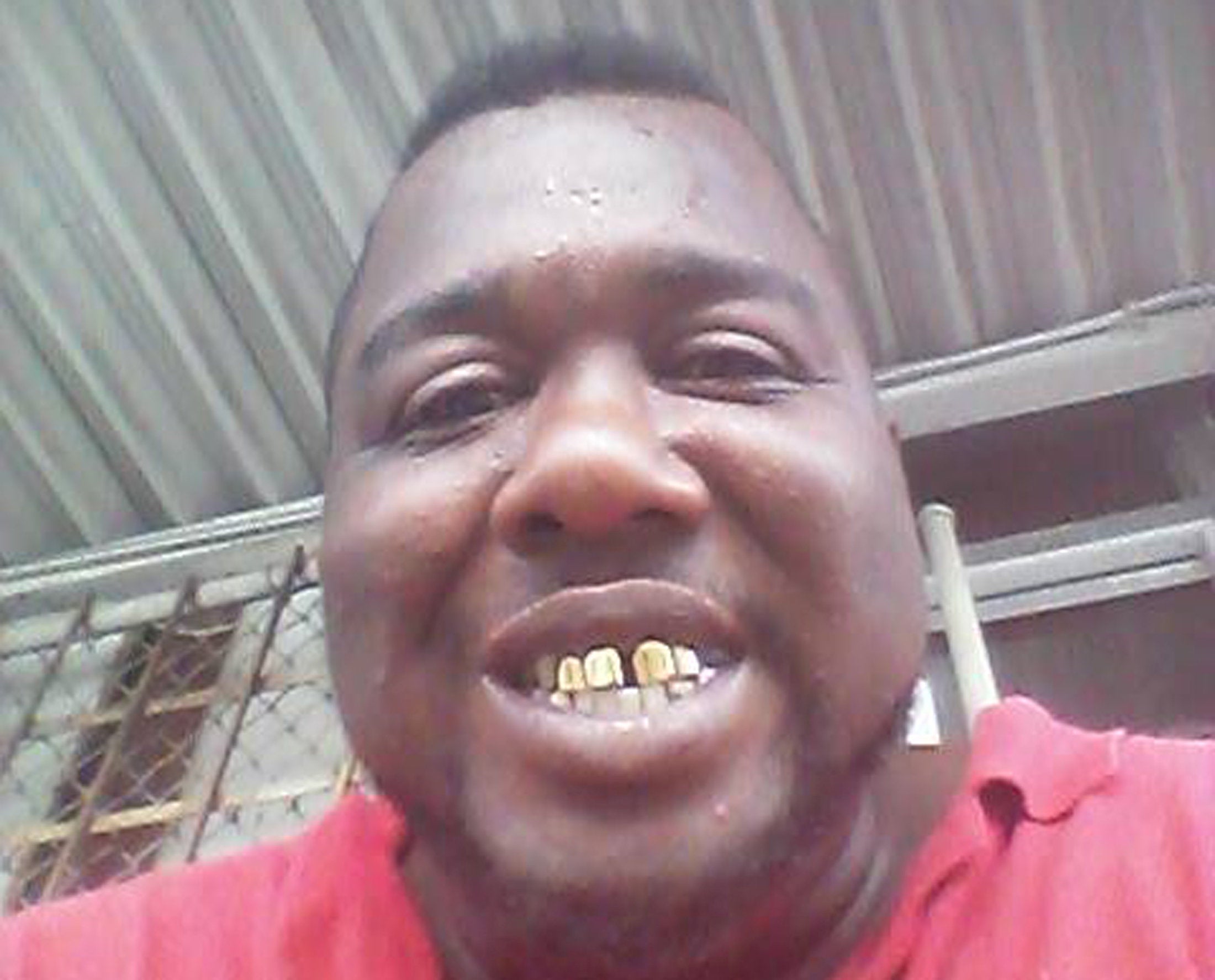 Alton Sterling Case No Charges For La Officers In Black Man S Shooting Death Cbs News