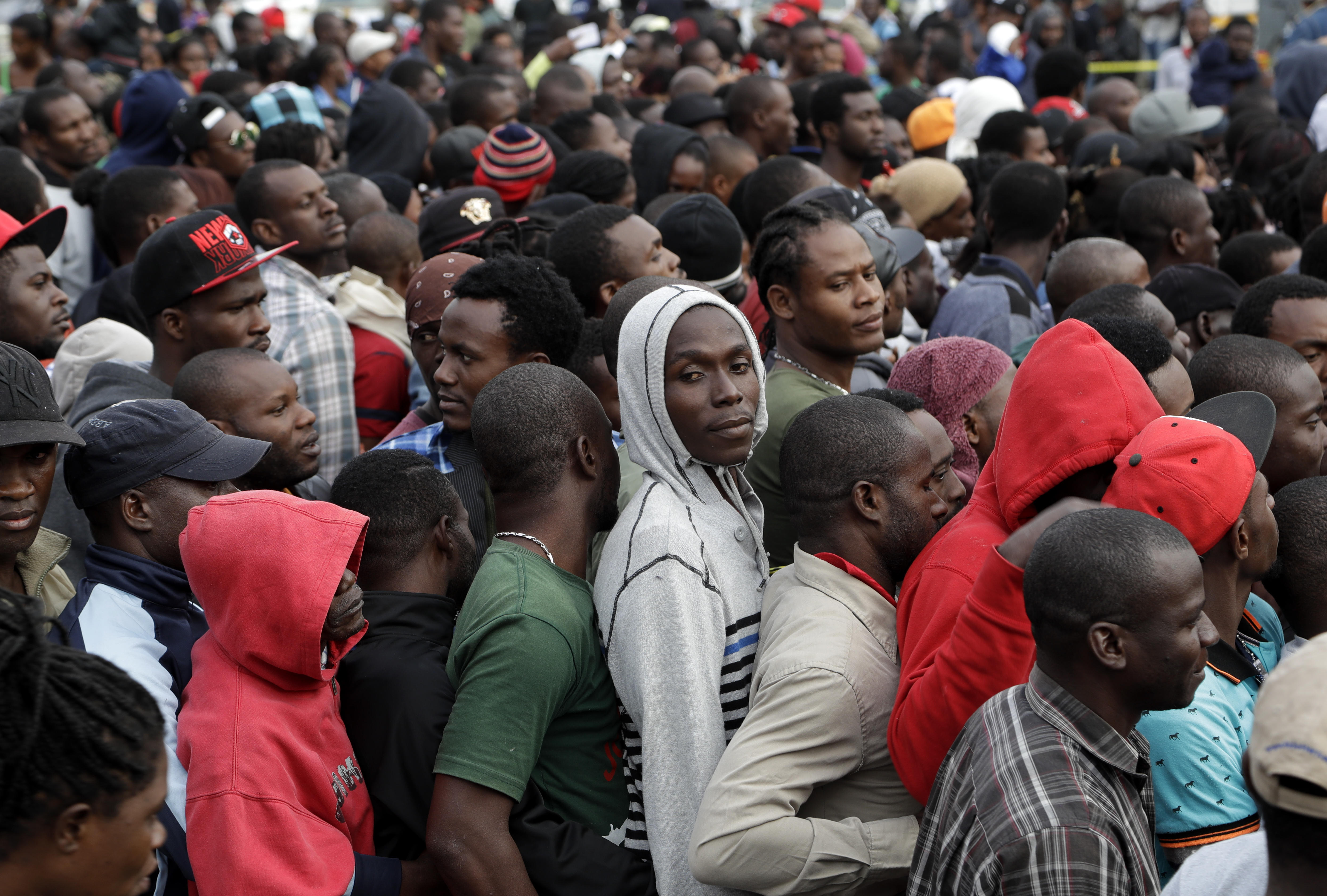Haitians throng at U.S.Mexico border despite deportation policy CBS News