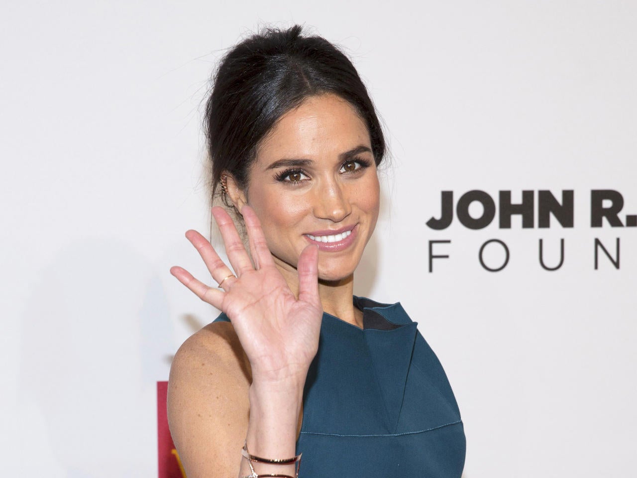 Google reveals most searched celebrities of 2016 - CBS News