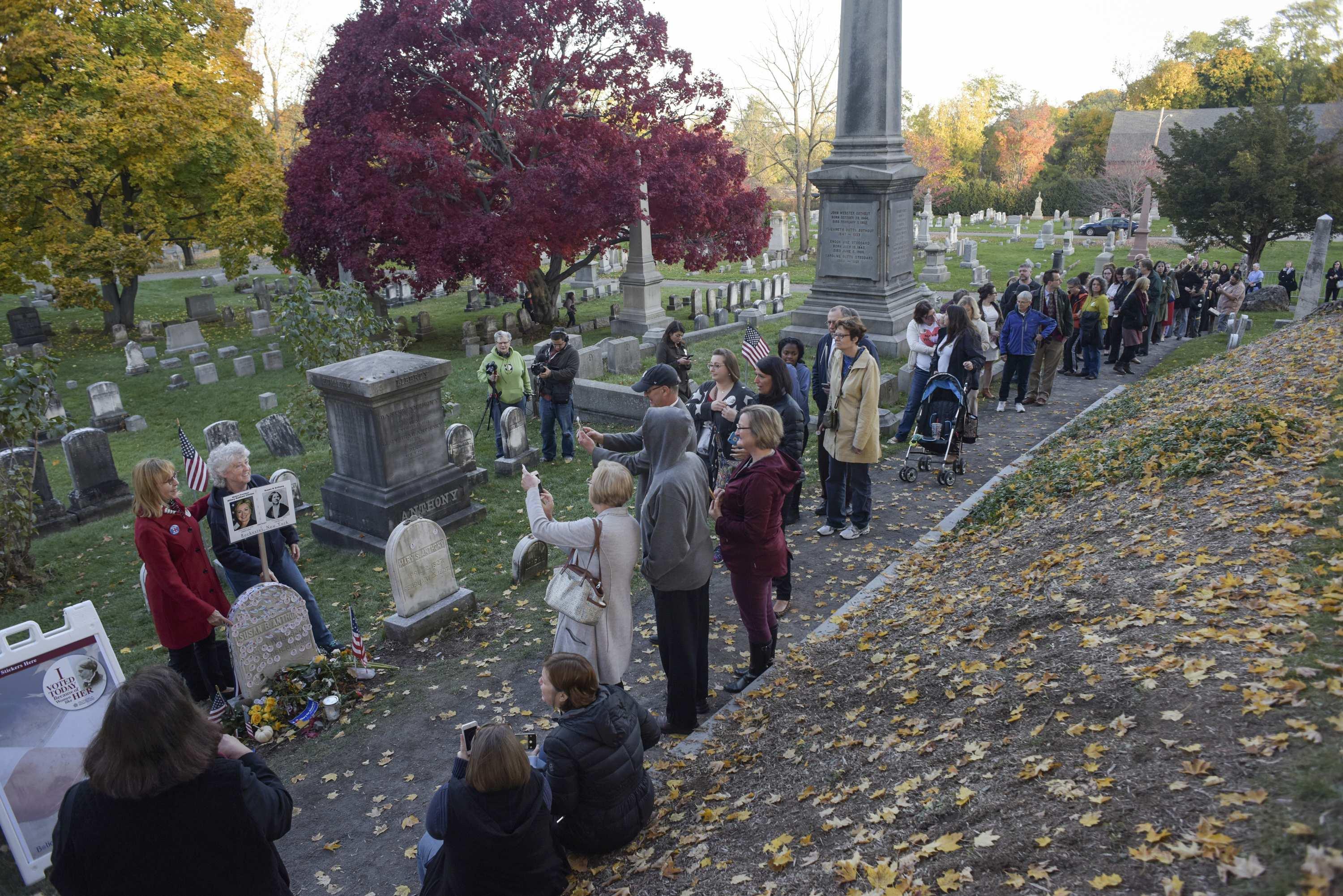 Steady Crowds At Susan B. Anthony Grave On Election Day - CBS News