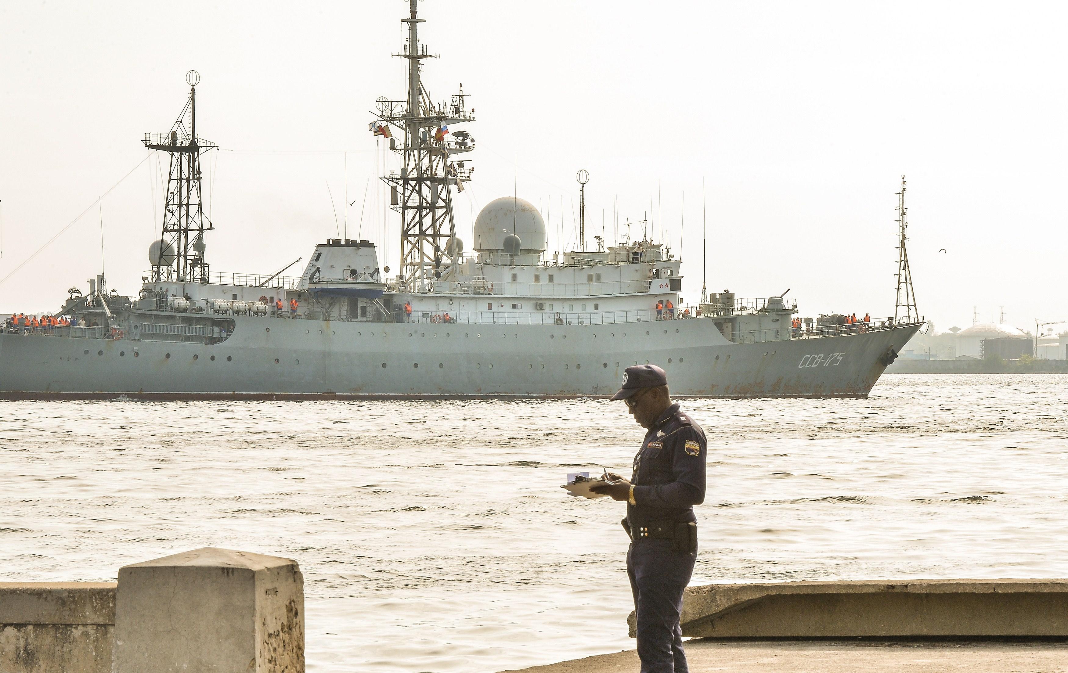 Russian spy ship Viktor Leonov off US coast near Navy submarine